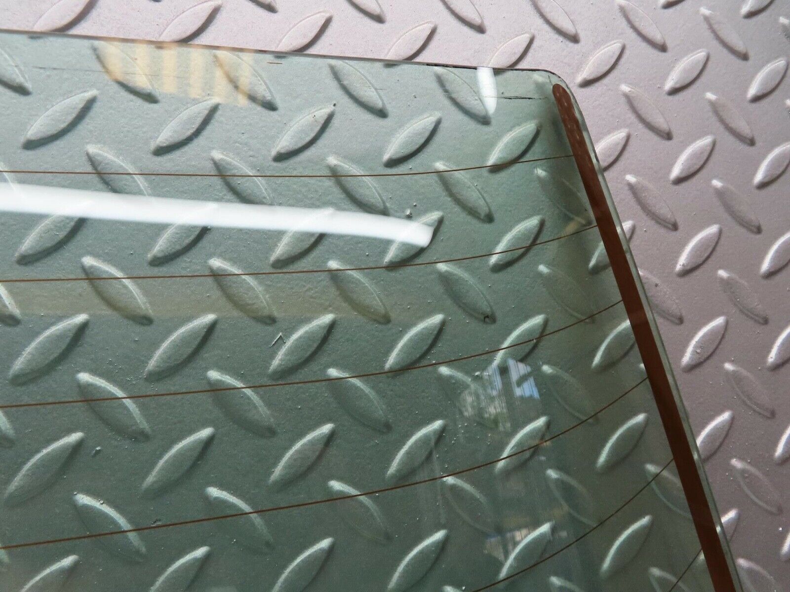 14747 Mercedes-Benz W201 190E Rear Heated Windscreen Glass