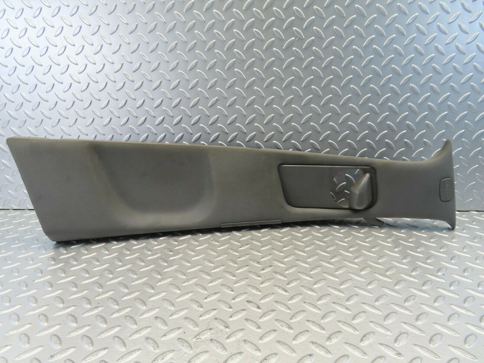 11162 Mercedes-Benz W221 S320 B Pillar Trim Cover Right Side 2216900425