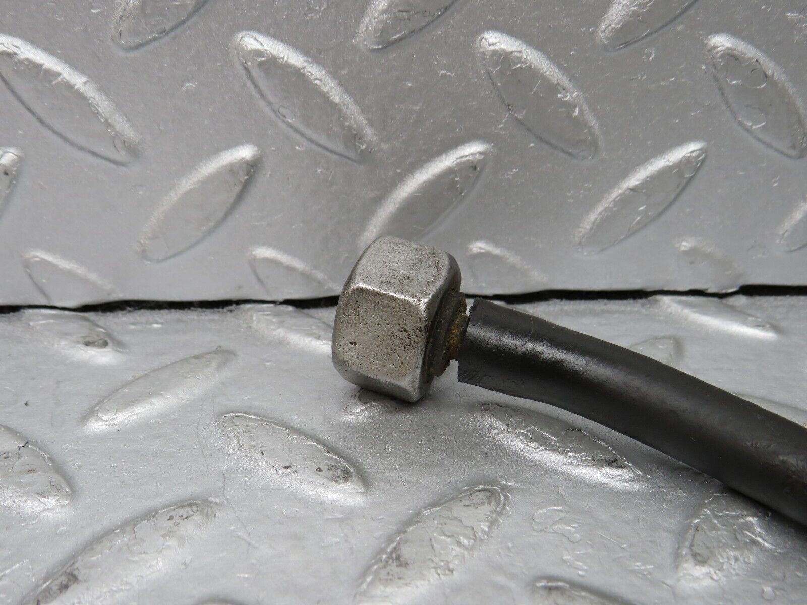 35905 Mercedes-Benz 240D OM616.912 Fuel Hose Pipe