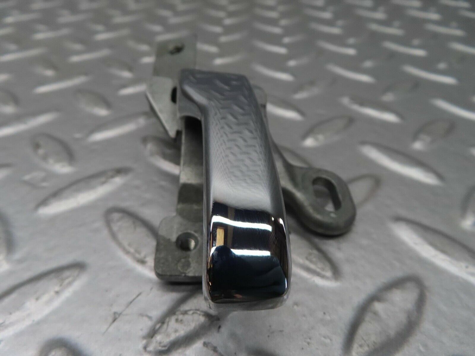 7040 Mercedes-Benz W123 230E Rear Right Interior Door Handle 1237600261