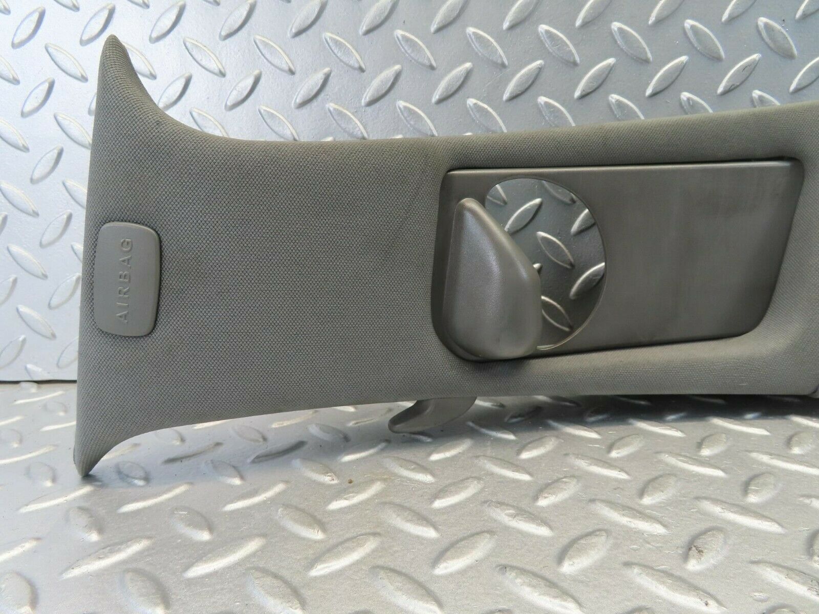 11199 Mercedes-Benz W221 S320 B Pillar Trim Cover Left Side 2216900325