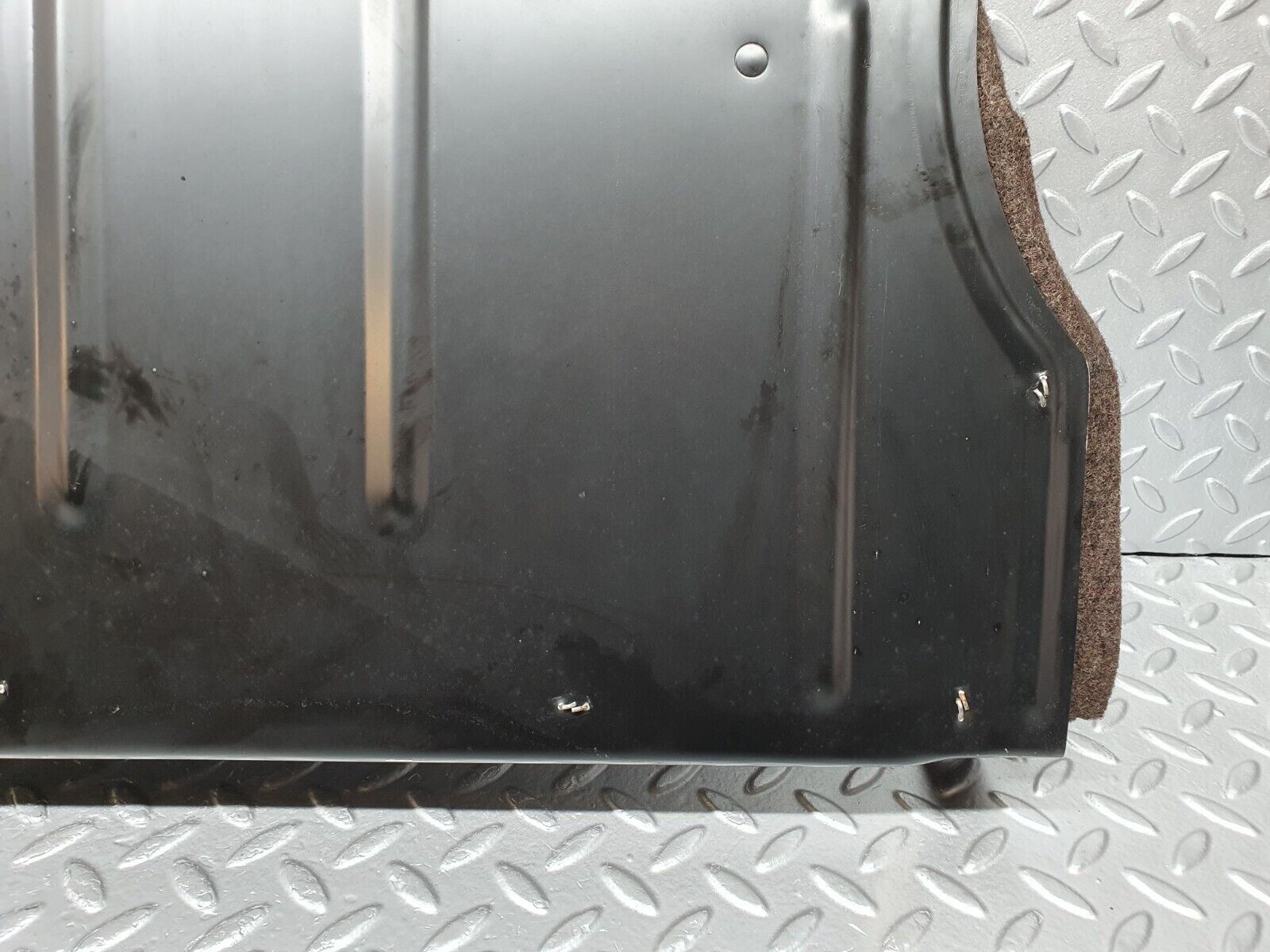 41066 Mercedes-Benz W126 300SE Fuel Tank Cover Plate