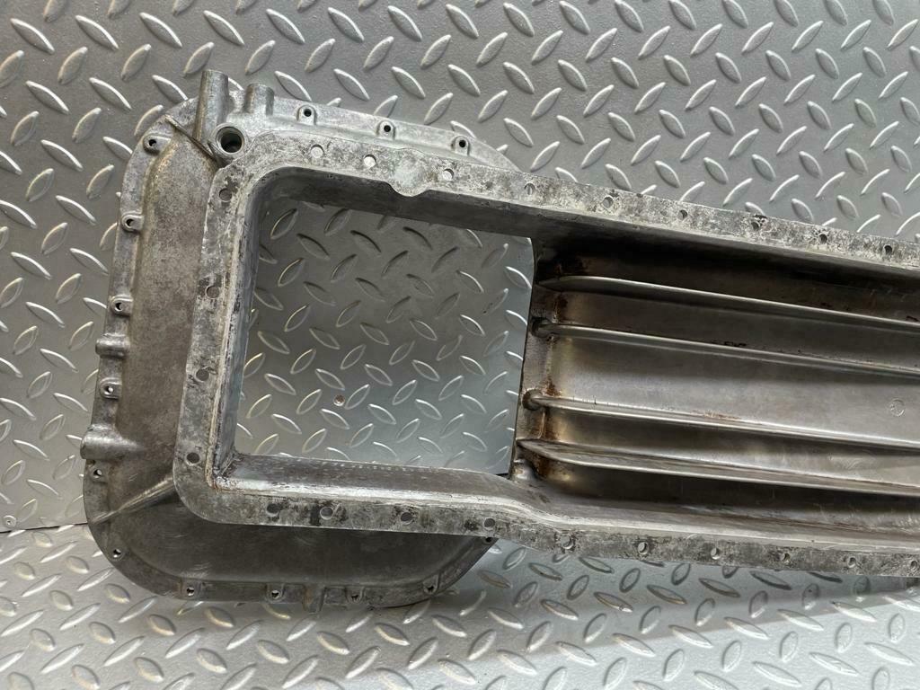 0017 Mercedes-Benz W116 350 SE Oil Pan Oil Sump 1160142602