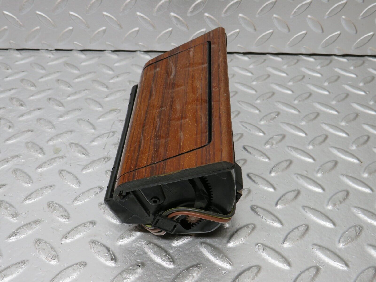 31310 Mercedes-Benz S124 220TE Wagon Centre Console Ashtray Wood Finish