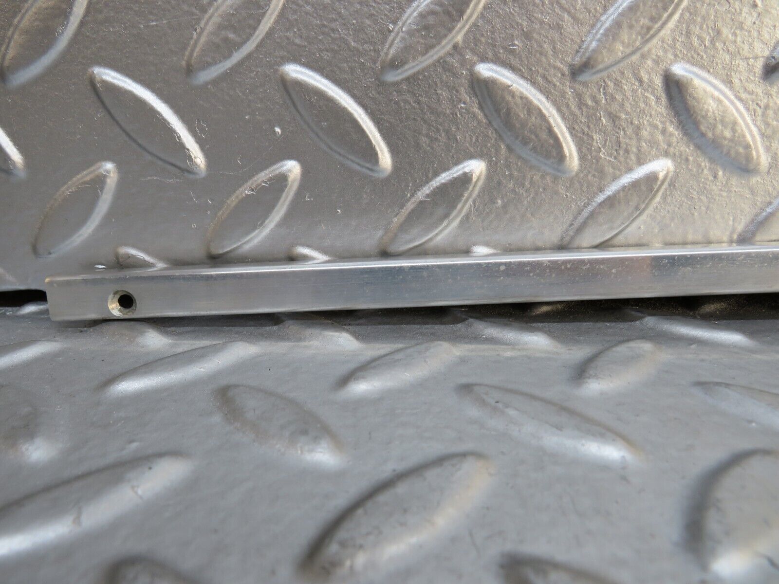 29930 Mercedes-Benz W123 230E Sunroof Chrome Trim