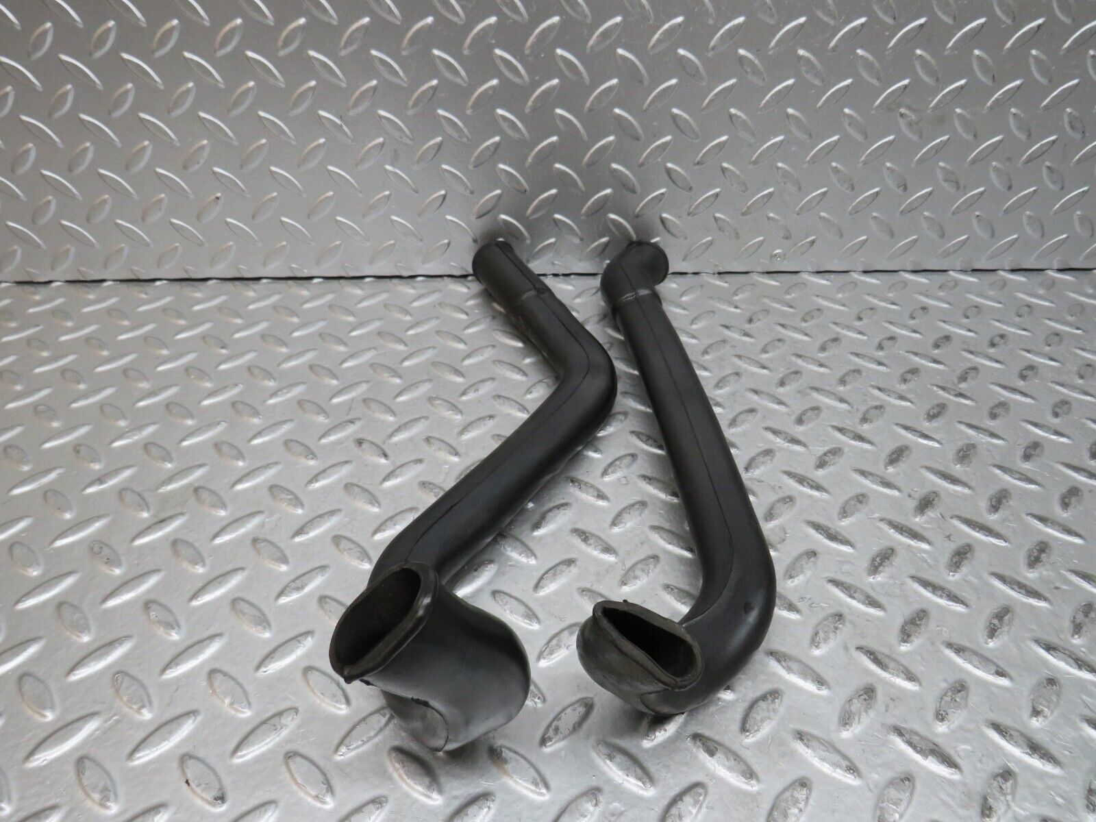 29156 Mercedes-Benz C124 320CE Water Drain Hose Pair 1246280394 1246280194