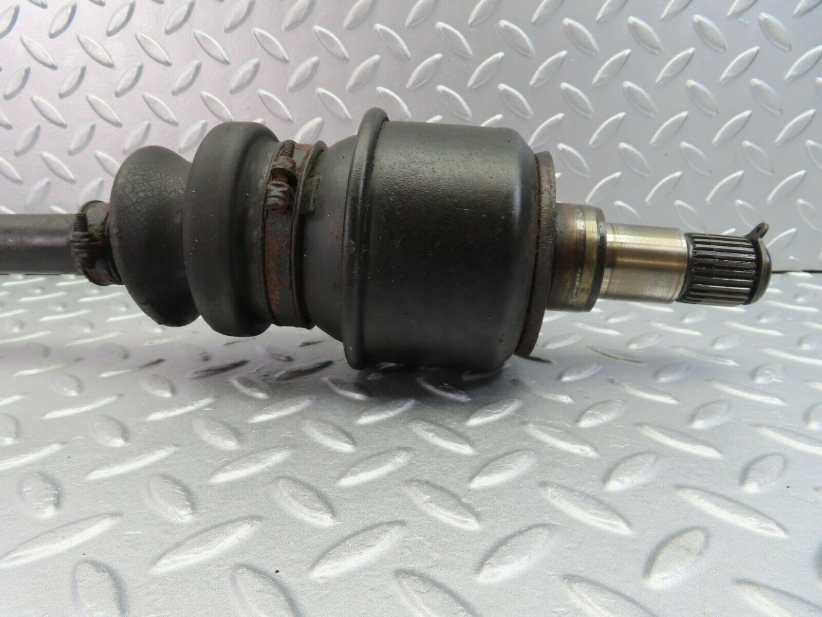 9785 Mercedes-Benz W115 220D Axle Shaft Drive Shaft