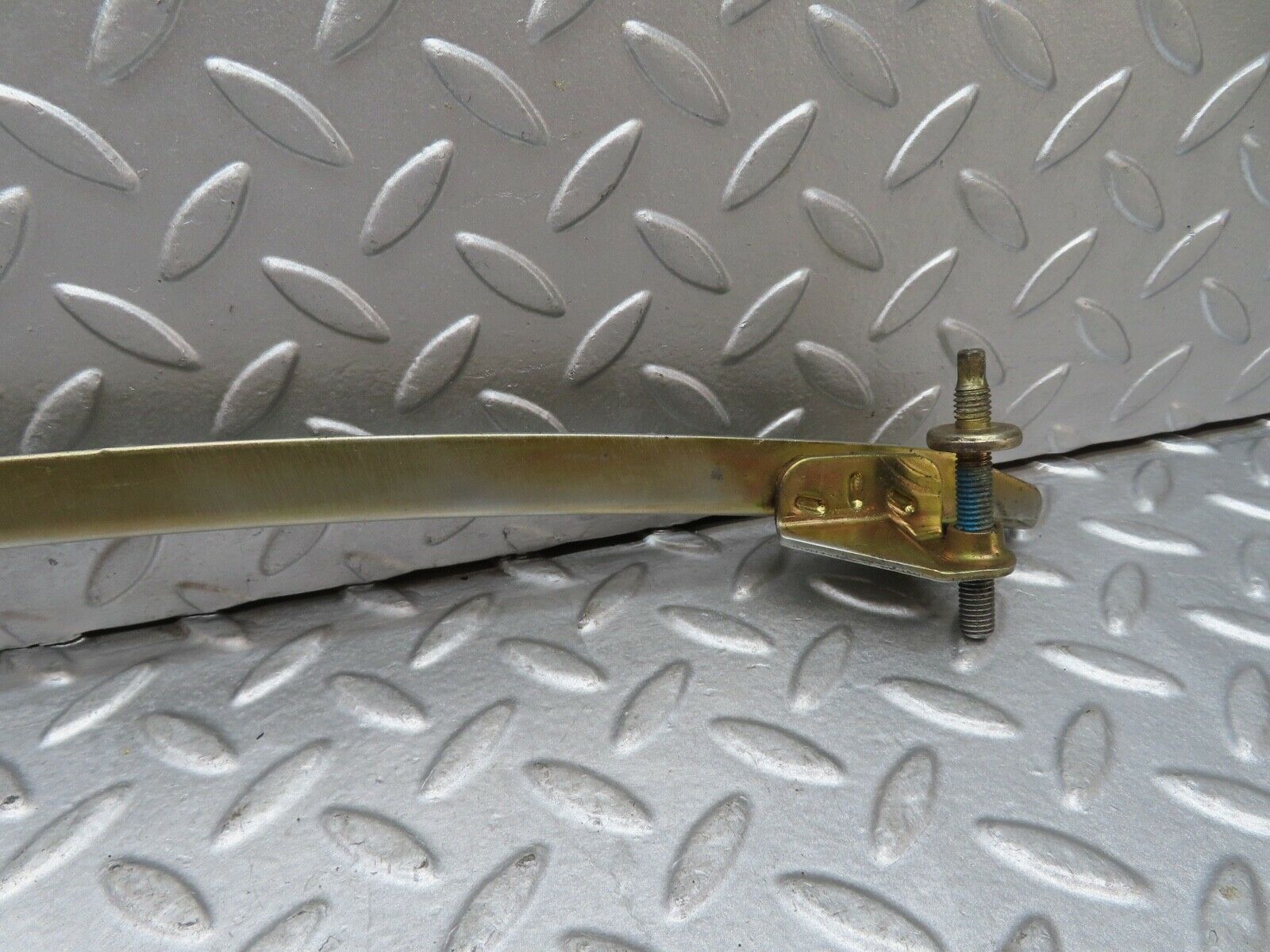 17159 Mercedes-Benz R129 300SL Coupe Left Door Front Window Channel