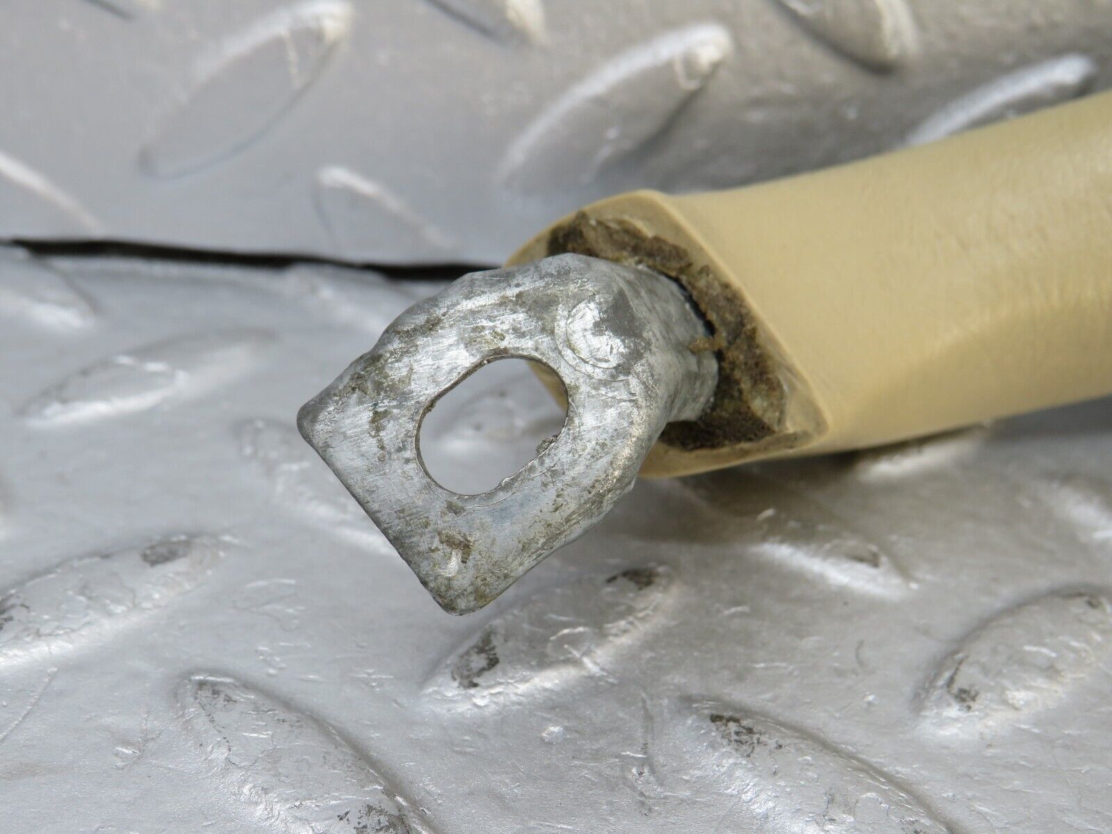 36723 Mercedes-Benz W201 190E 2.0L Interior Door Handle Beige Right 2018100451 2017200228