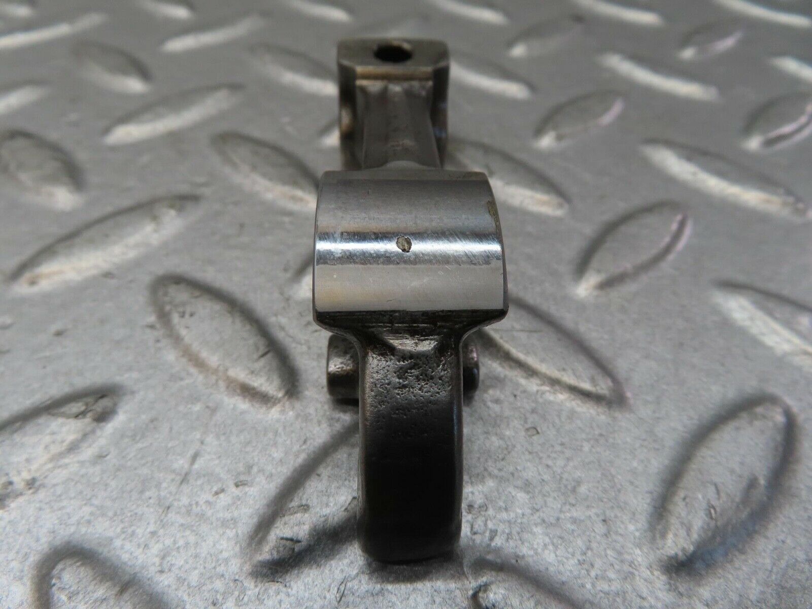 13380 Mercedes-Benz W111 230S Valve Rocker Arm With Retaining Spring