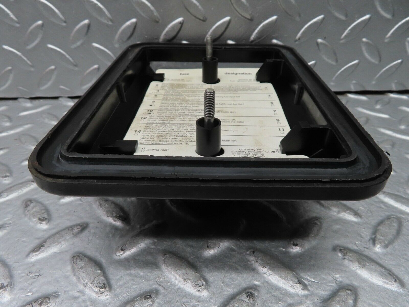 21191 Mercedes-Benz W123 230E Fuse Box Lid 1235400082