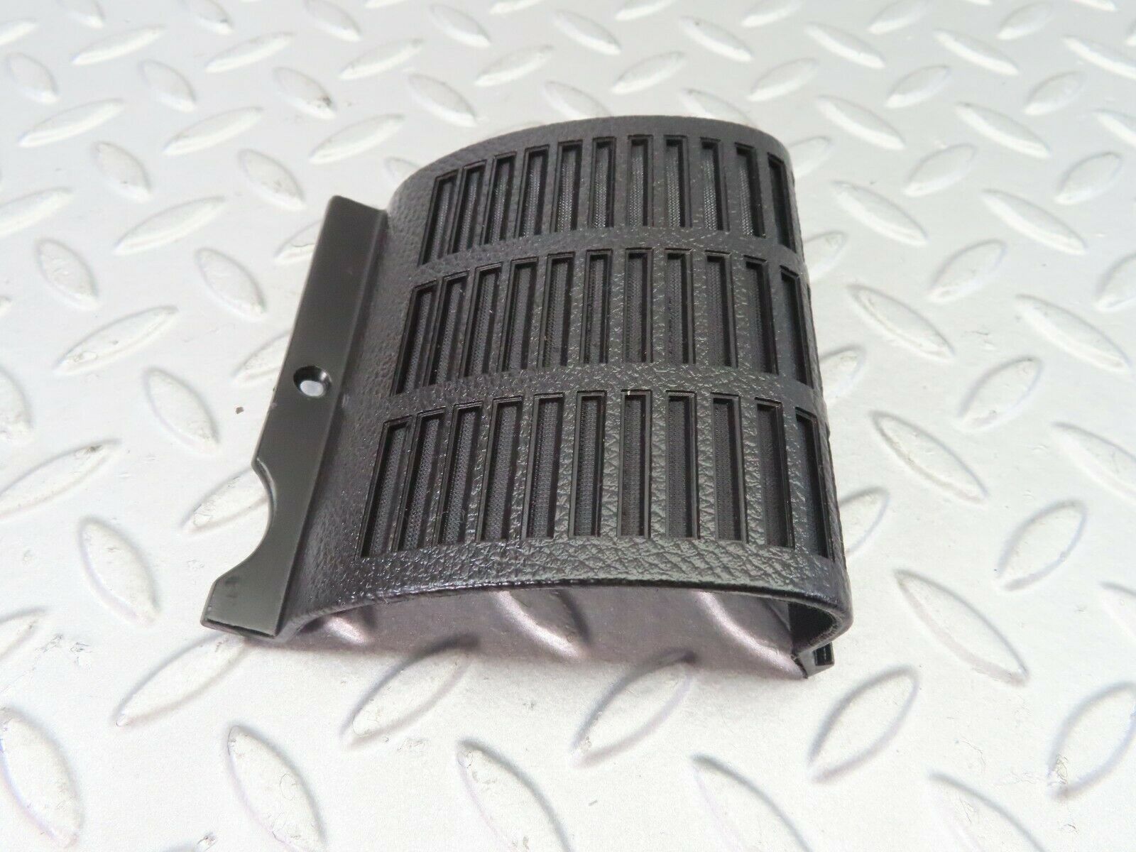 7451 Mercedes-Benz W116 450SE Dashboard Speaker Cover Grill Left 1166801539