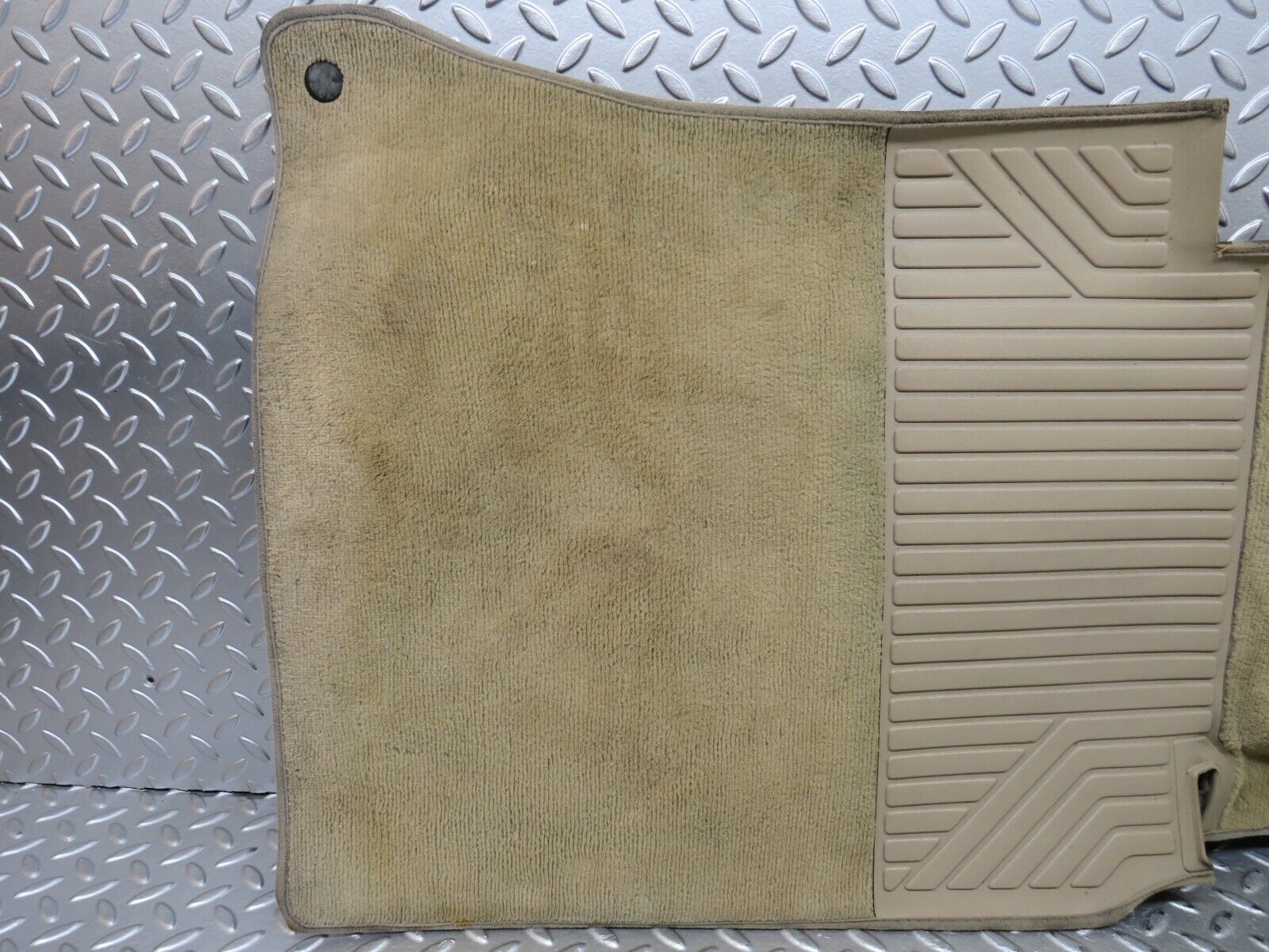 27629 Mercedes-Benz S124 300TE Wagon Front Right Driver Side Floor Mat Beige