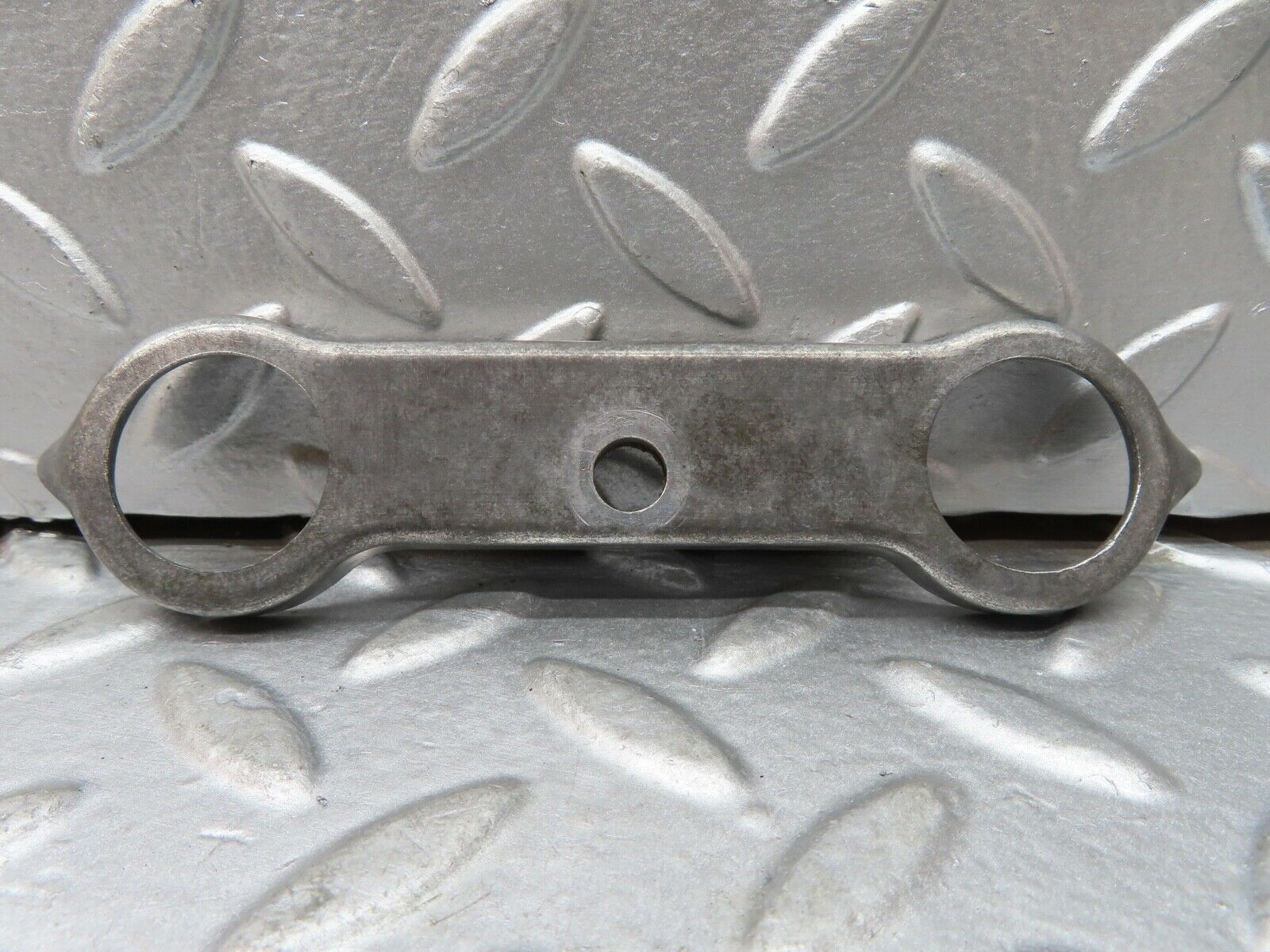 20365 Mercedes-Benz W114 280CE Coupe Fuel Injector Bracket 1300780341