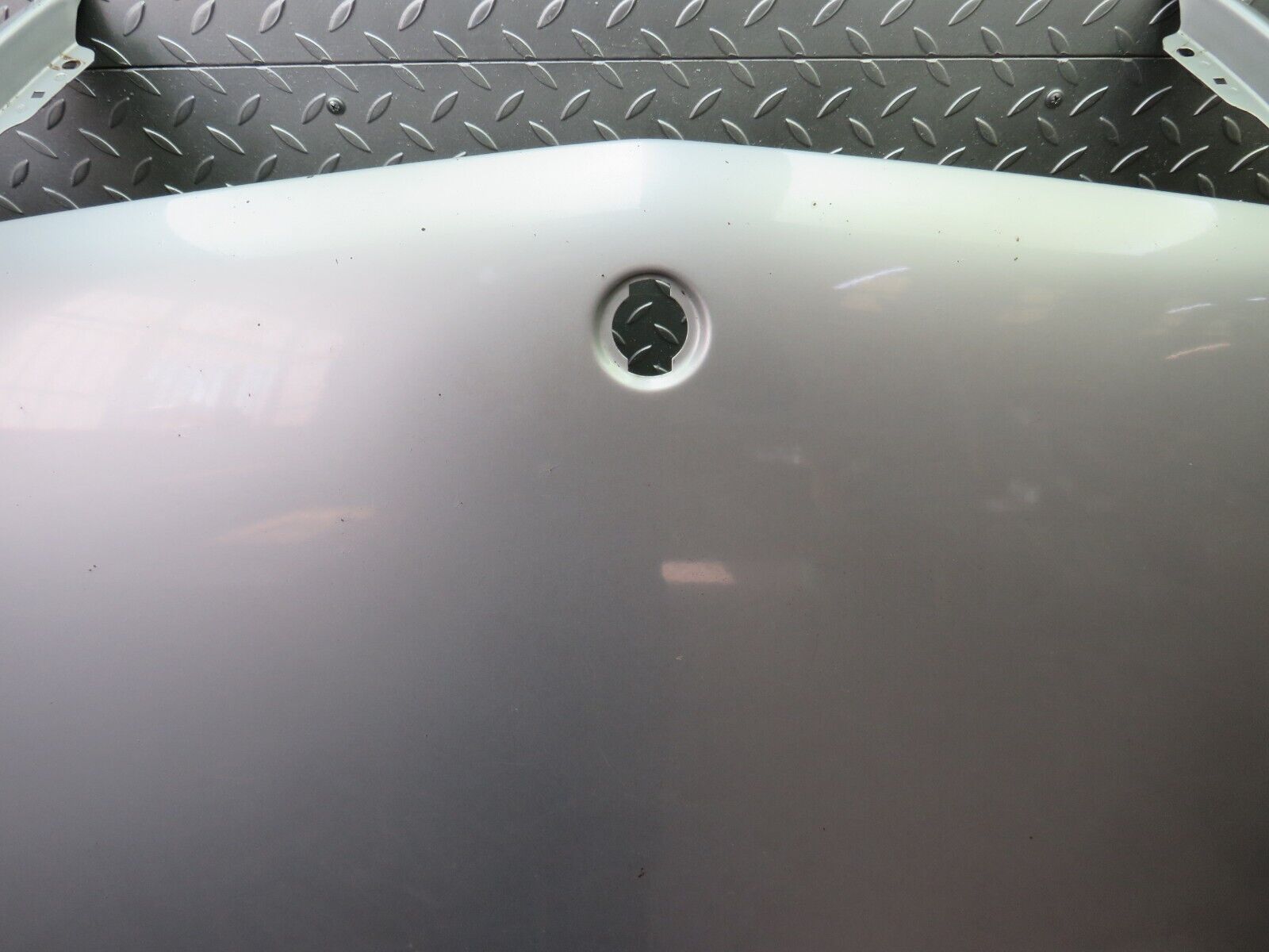 34728 Mercedes-Benz W210 320E Bonnet