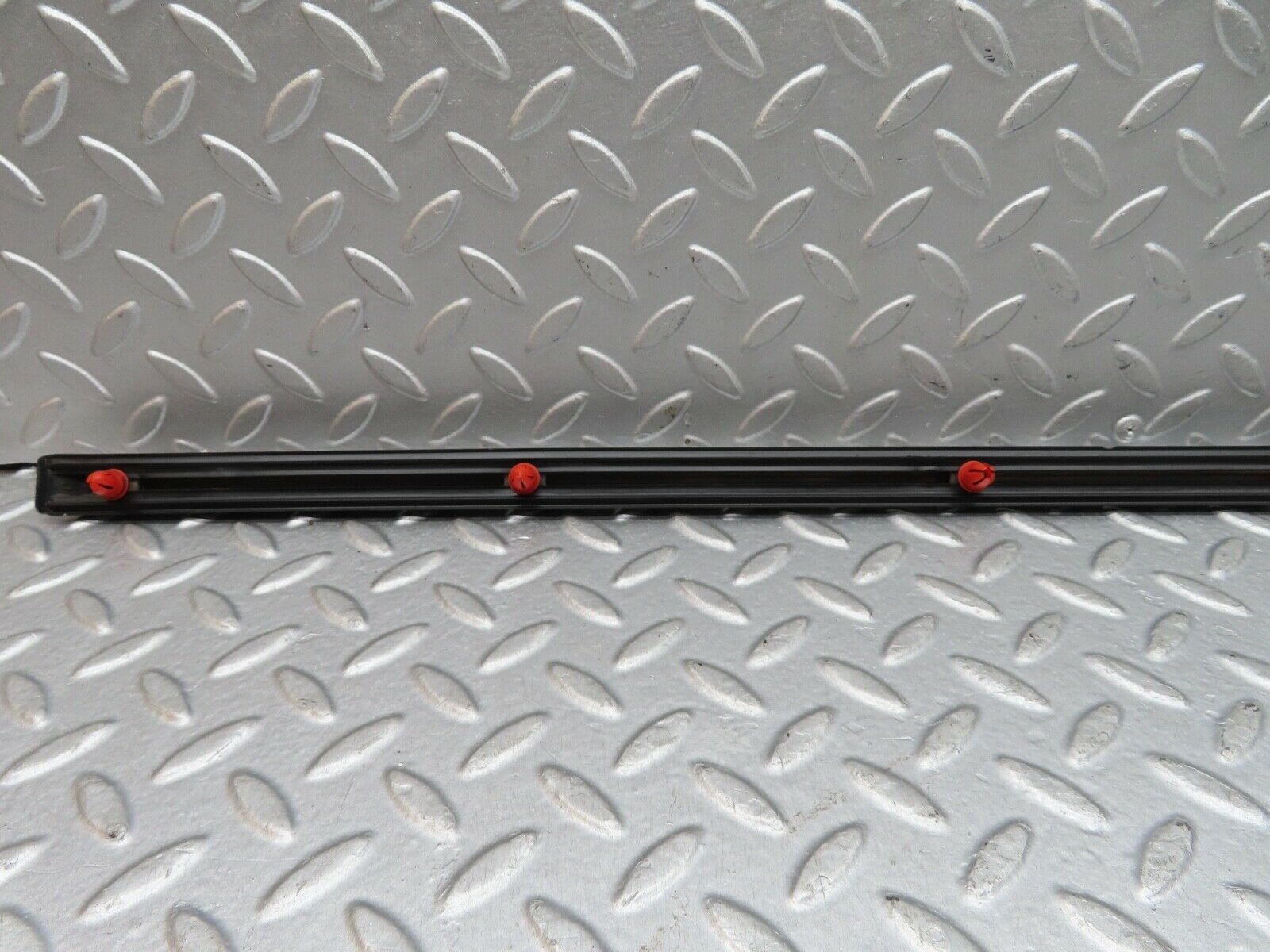 19063 Mercedes-Benz W123 300D Rear Right Door Centre Moulding Trim