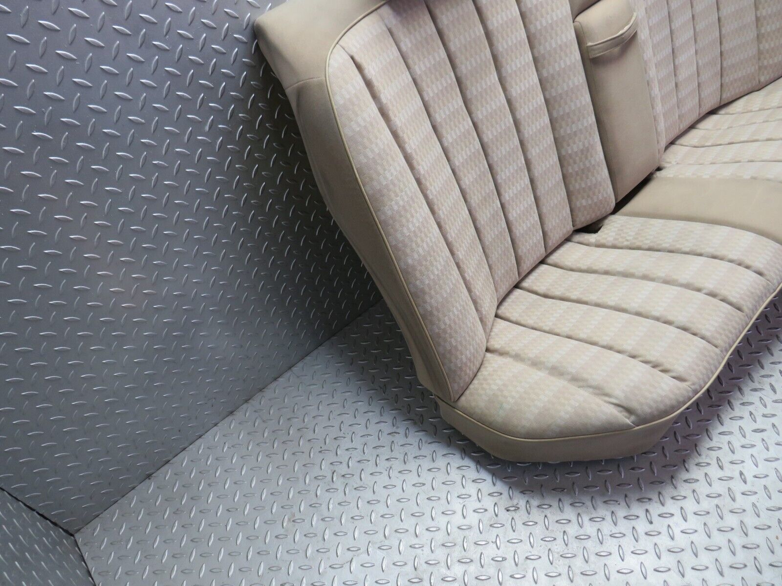 38813 Mercedes-Benz W201 190E 2.6L Rear Seat Beige