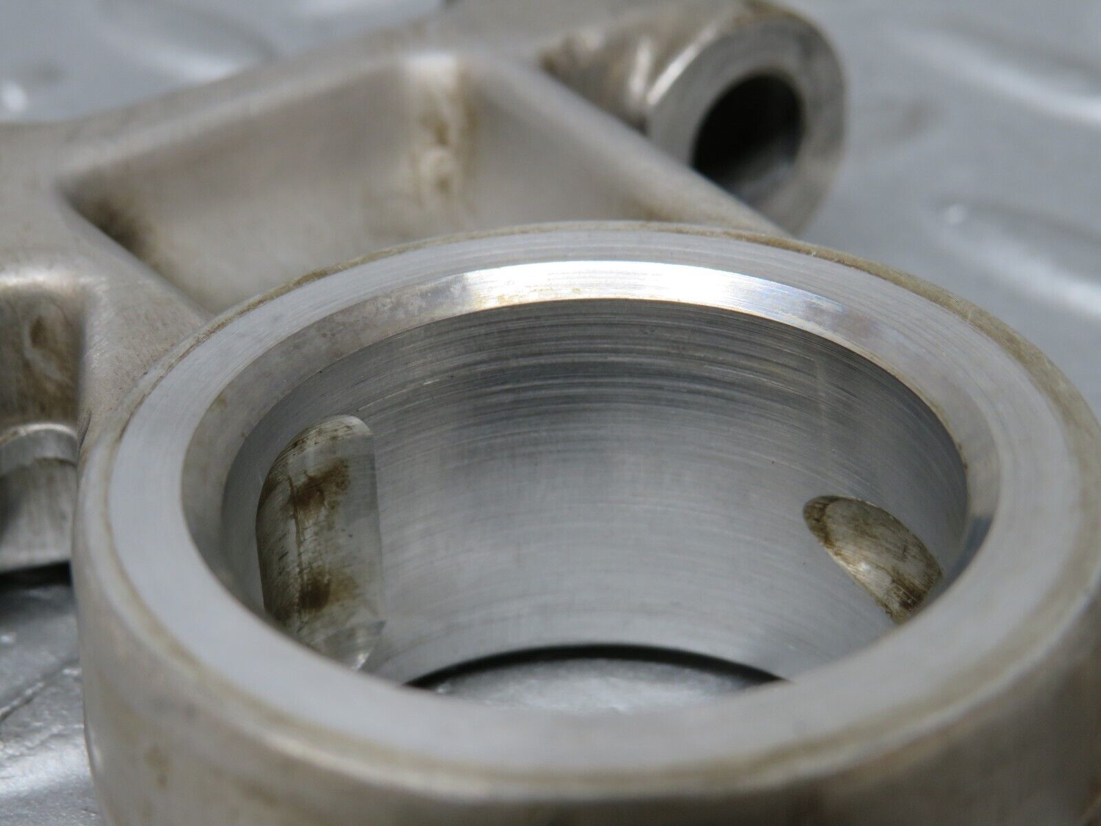 37602 Mercedes-Benz W109 300SEL Camshaft Tower Bearing 35mm 1160511510