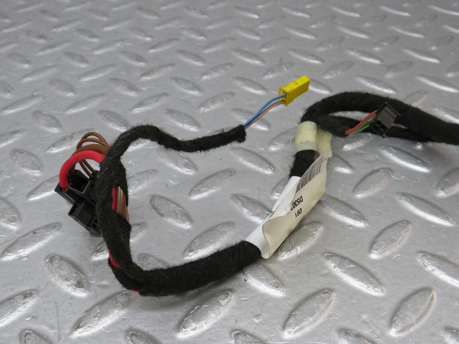 35246 Mercedes-Benz W221 Rear Right Door Wire Harness 2215408908