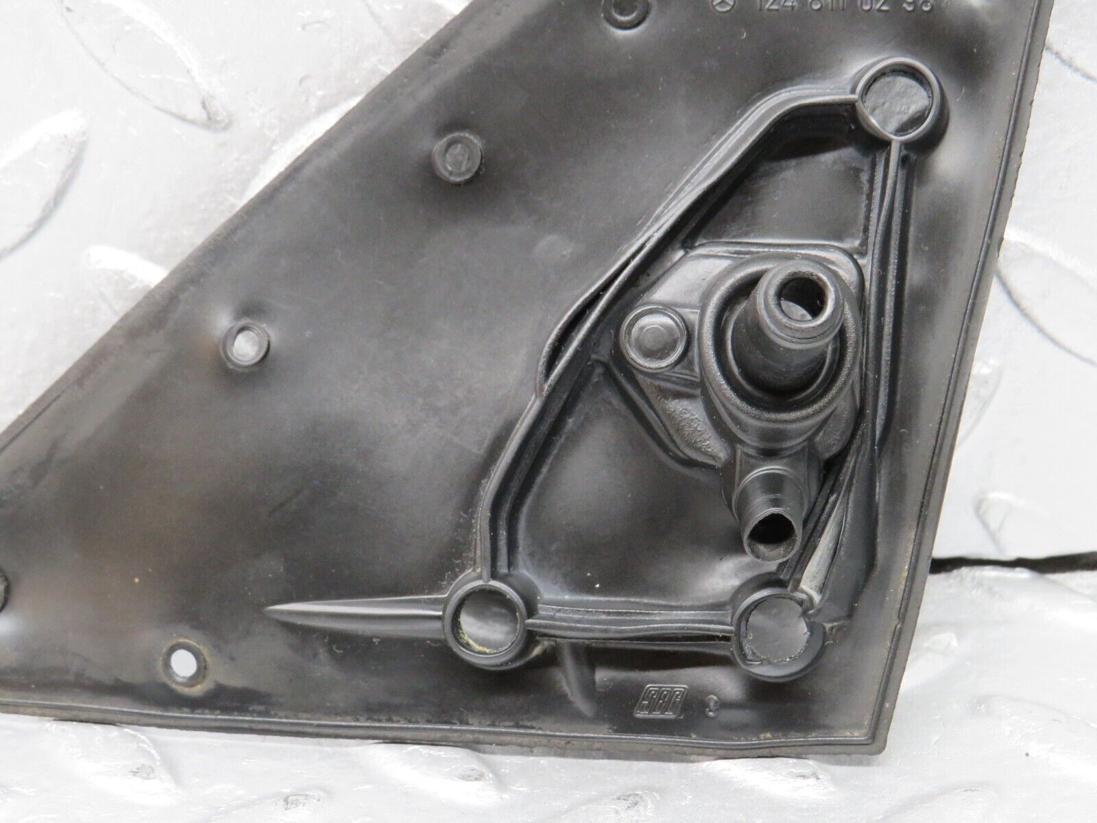 38868 Mercedes-Benz W201 190E 2.6L Wing Mirror Rubber Seal Right 1248110298