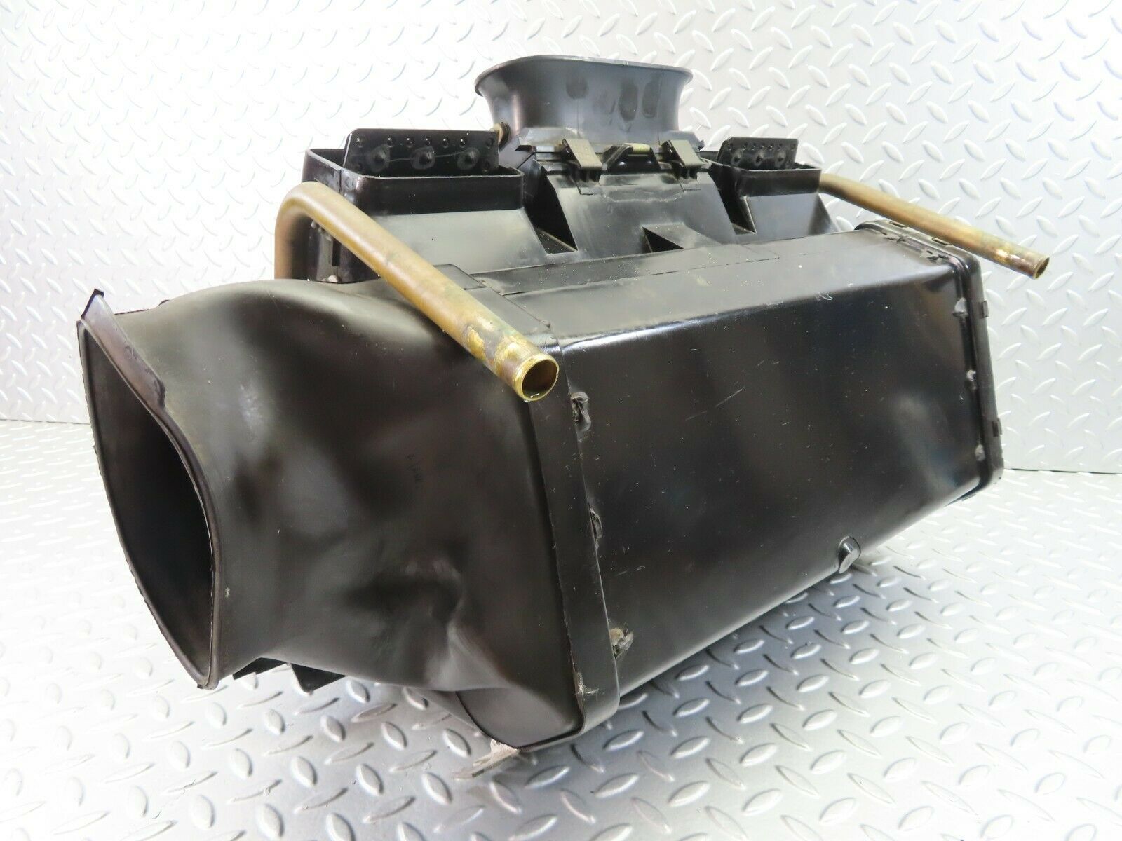 7483 Mercedes-Benz W116 450SE Heater Box Blower Housing