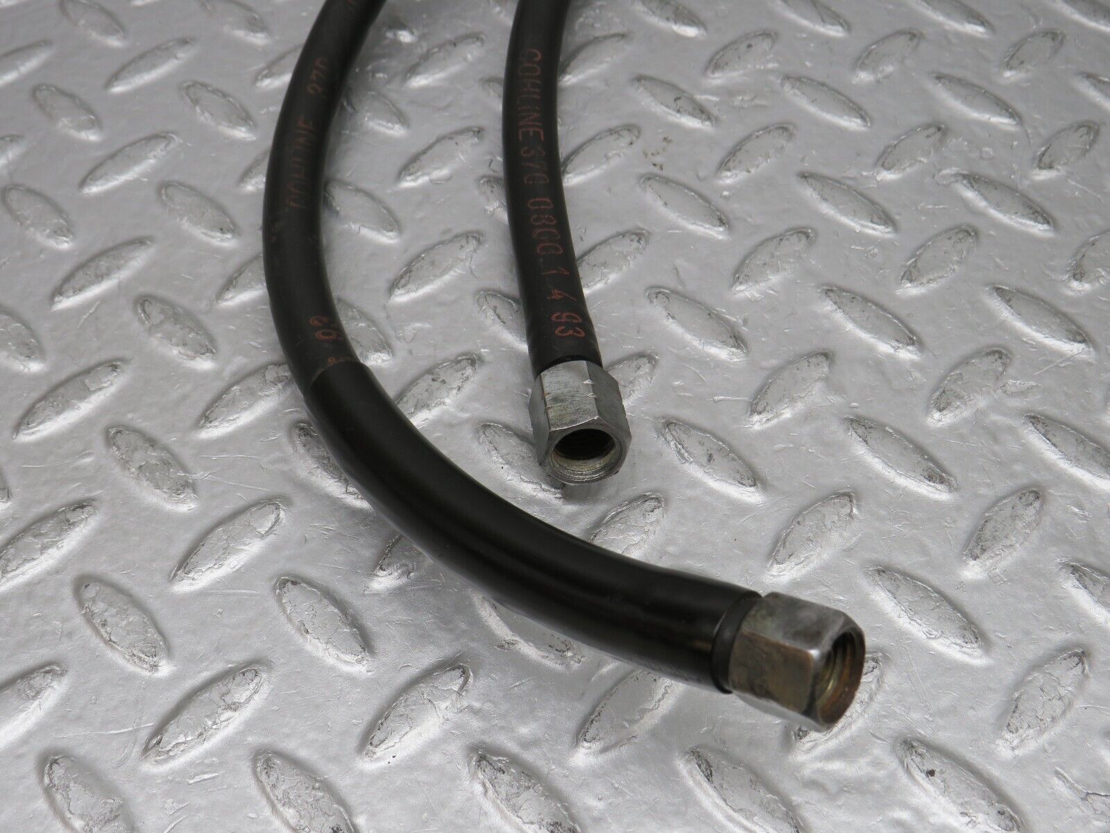 38184 Mercedes-Benz A124 320E Cabriolet Fuel Hose Pipe