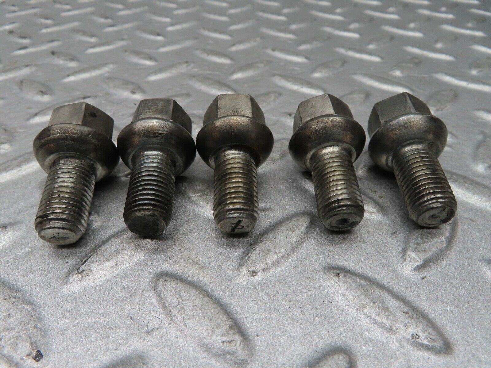 16794 Mercedes-Benz 5x Steel Wheel Lug Bolt M12x1.5