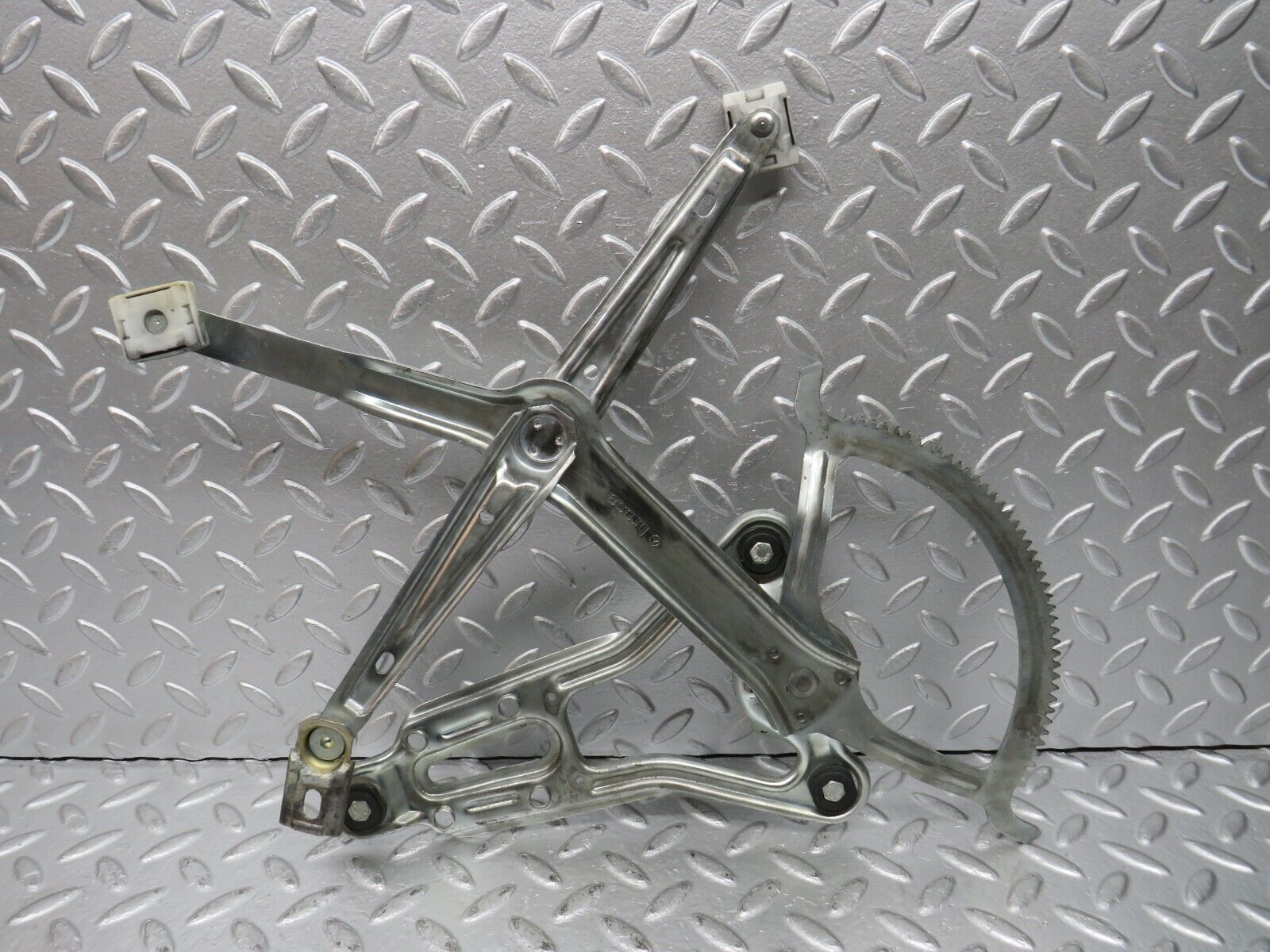 31202 Mercedes-Benz S124 220TE Wagon Front Left Power Window Regulator