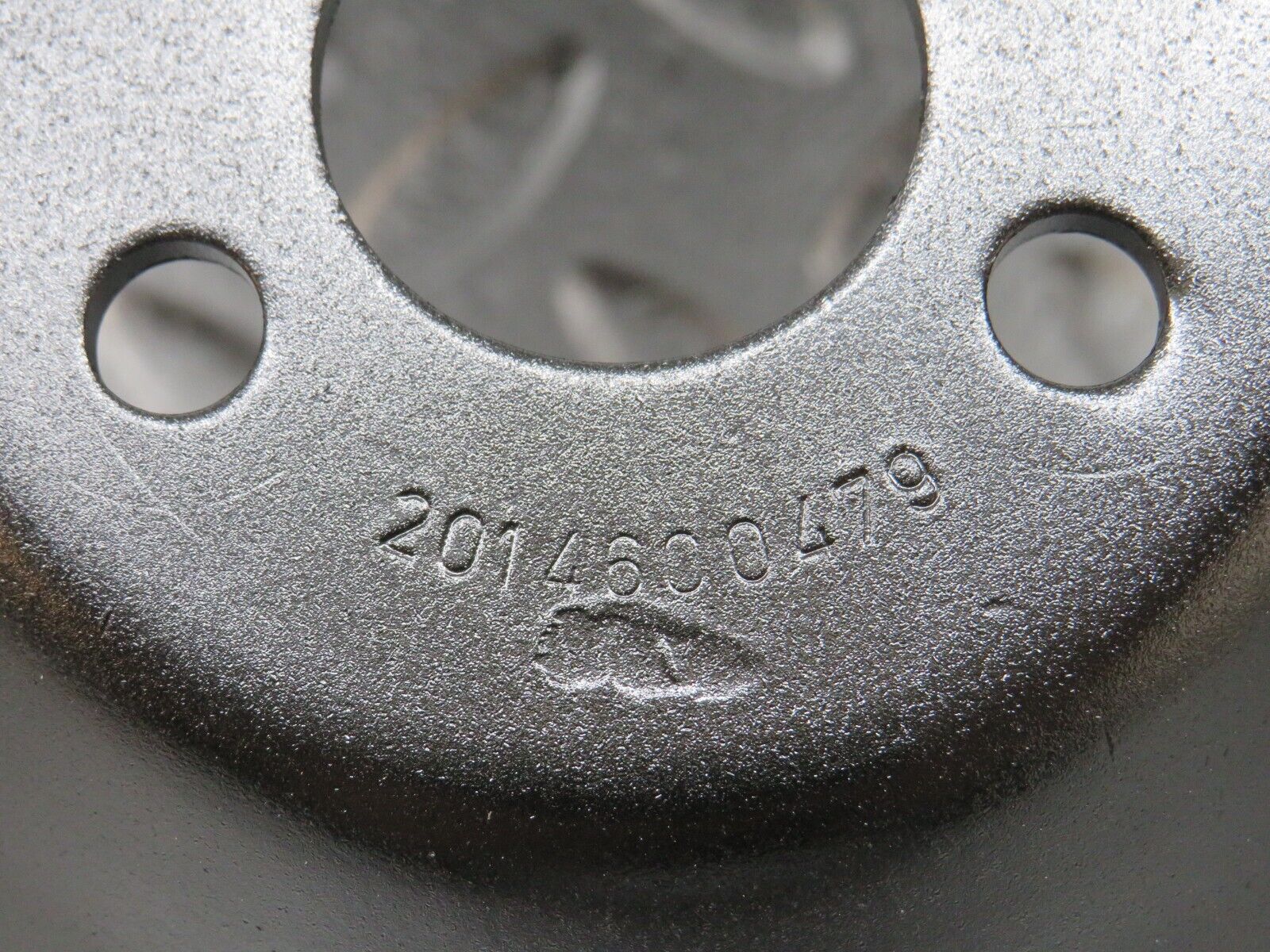 33755 Mercedes-Benz W201 190E 2.0L Power Steering Pump Pulley 2014600479