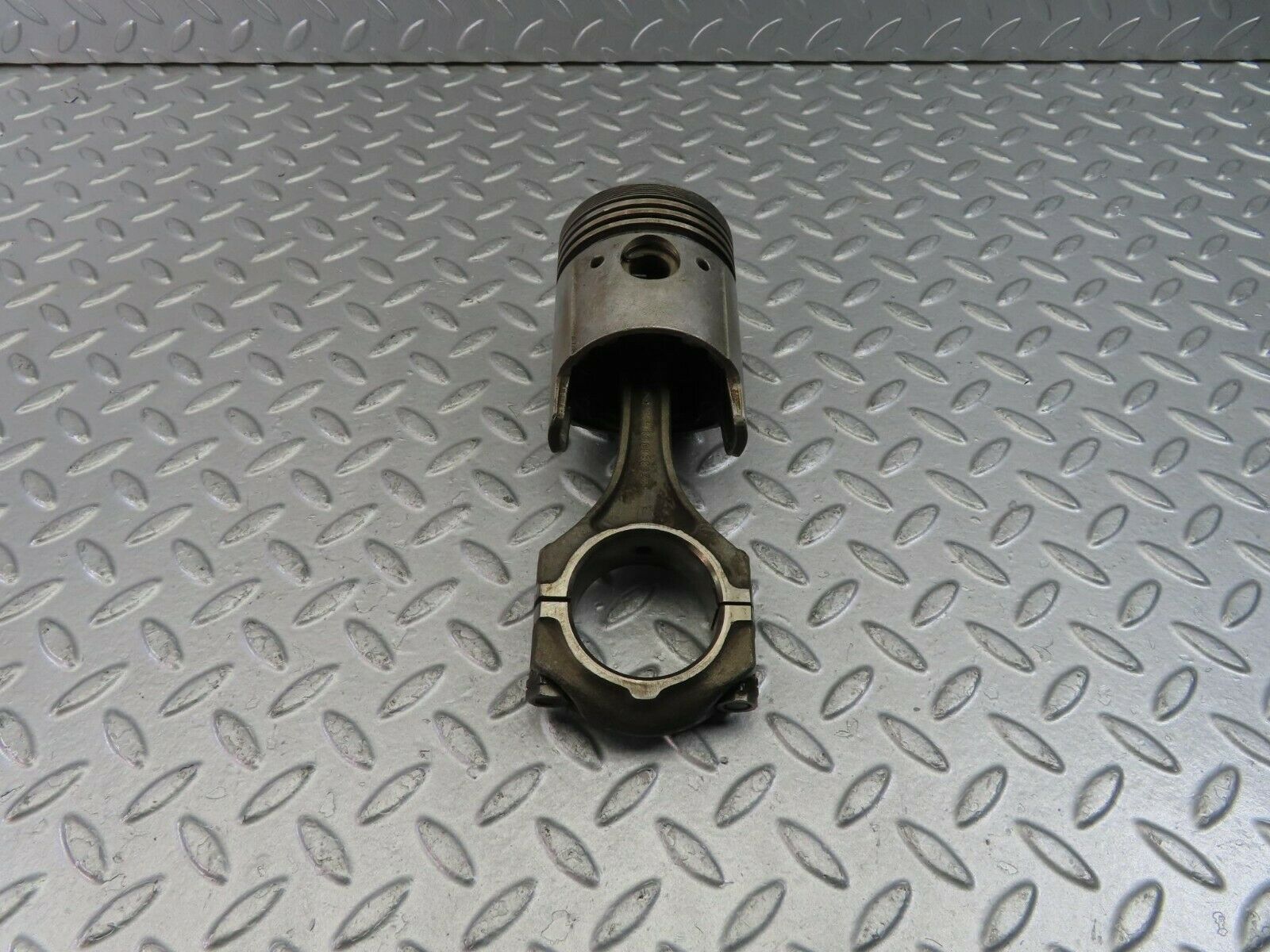 10205 Mercedes-Benz W111 220SE Piston With Connecting Rod 79.97 mm