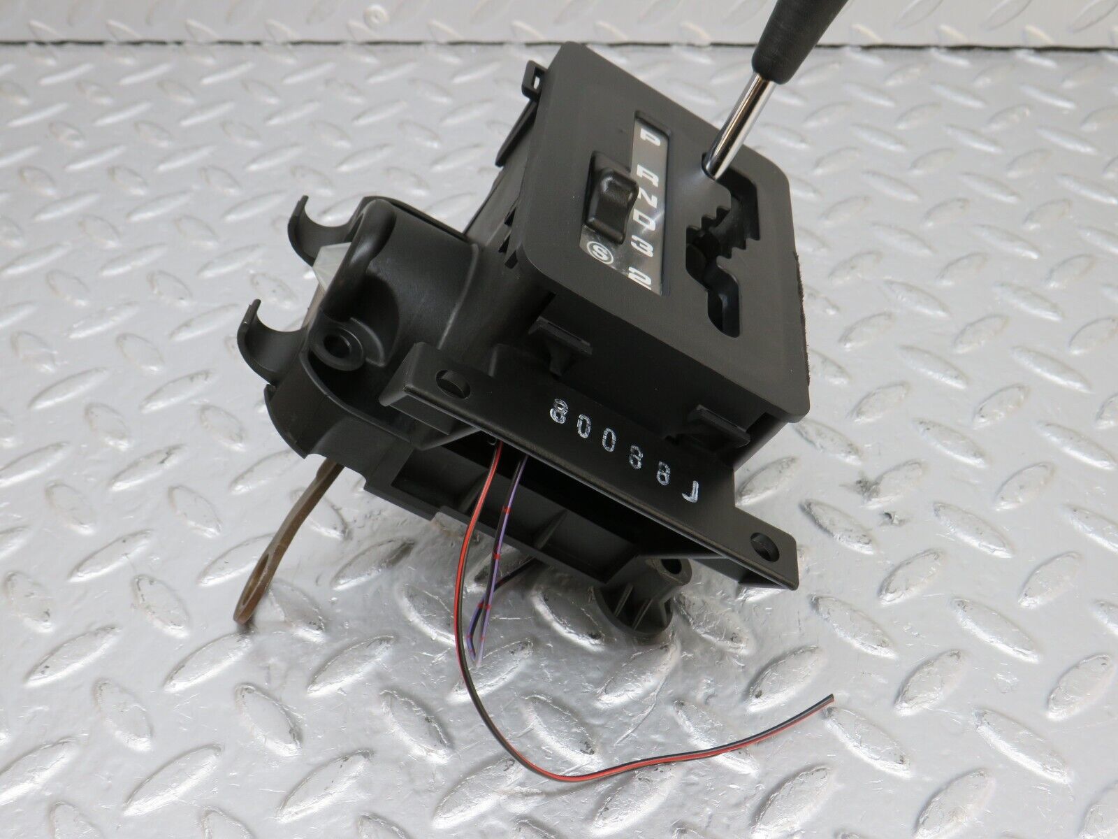 33720 Mercedes-Benz W201 190E 2.0L Automatic Gear Shift Selector 1242670405