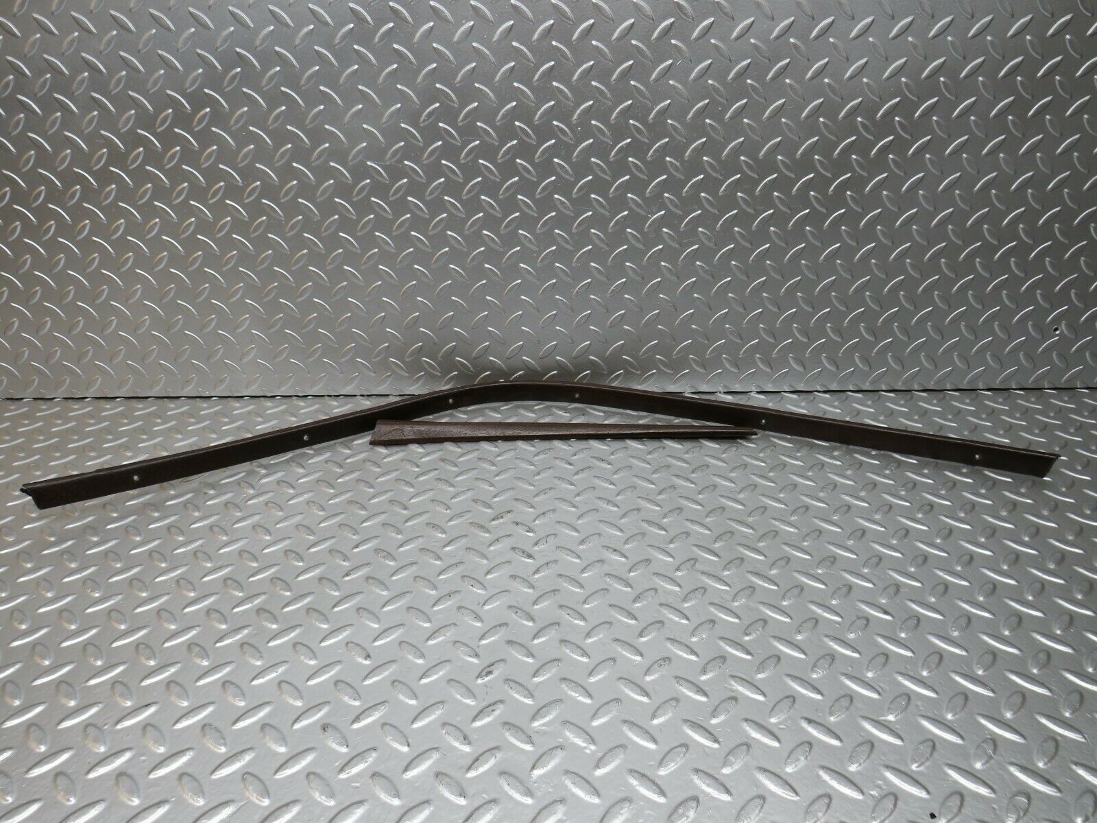 24525 Mercedes-Benz W108 Rear Left Door Wood Trim Set