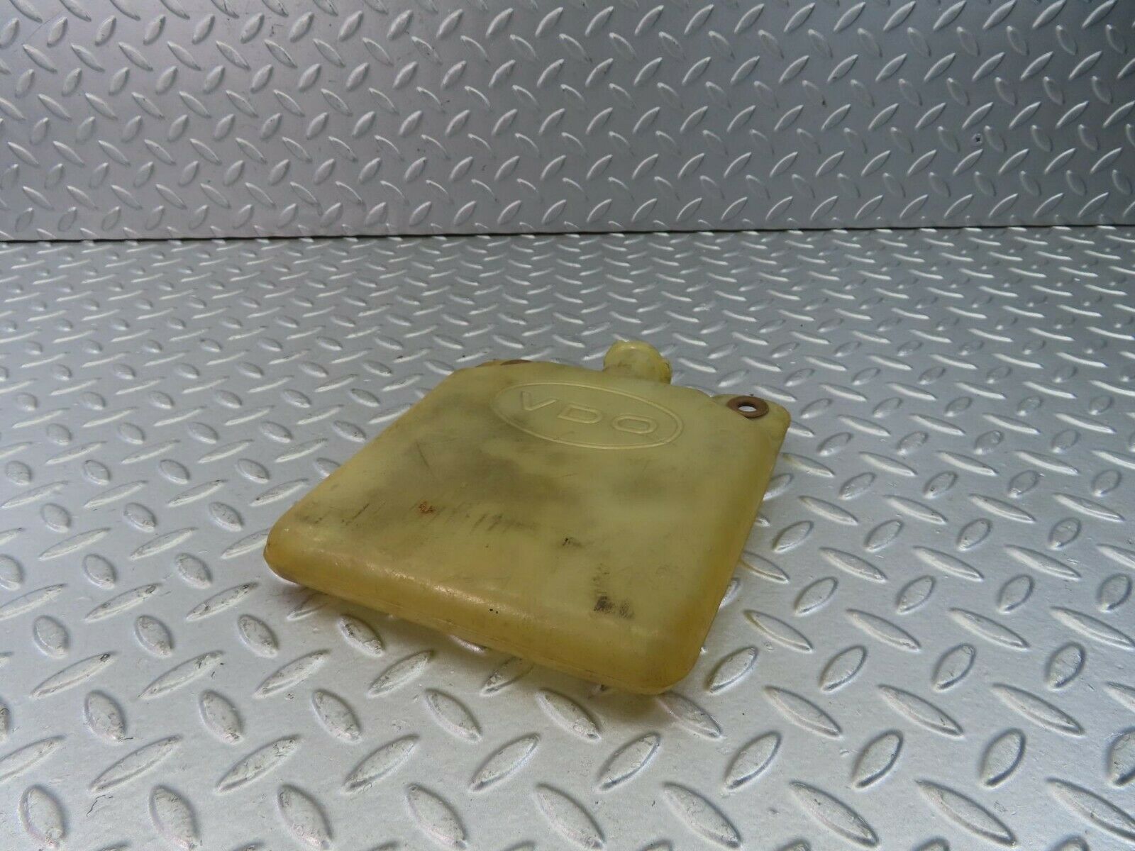 8943 Mercedes-Benz W108 Windscreen Washer Fluid Reservoir