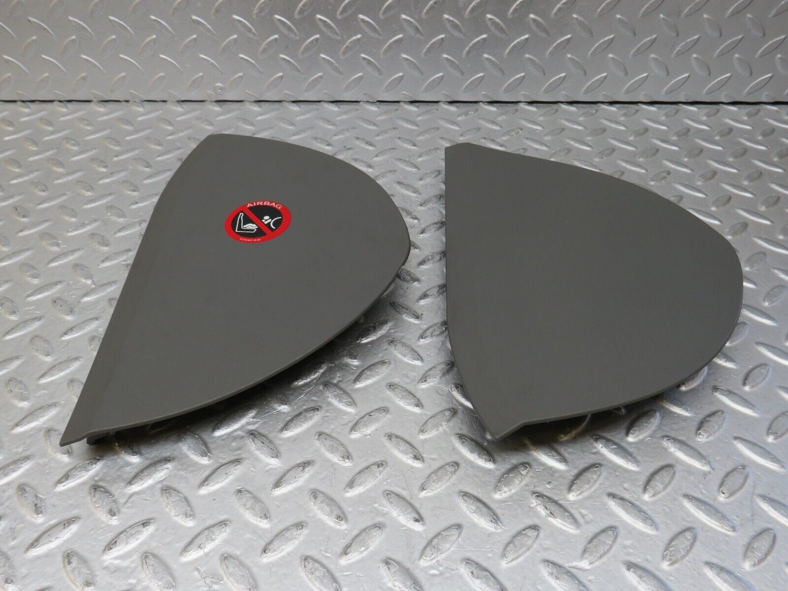 35204 Mercedes-Benz W221 Dashboard Side Cover Panel Pair Grey 2216890108