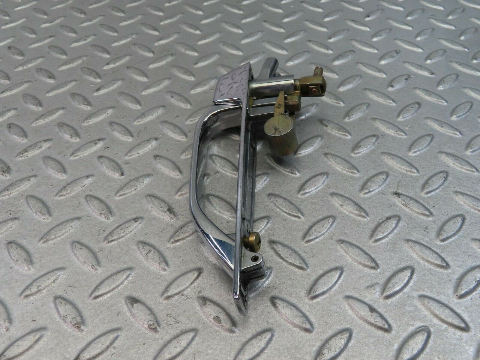 8748 Mercedes-Benz W116 Chrome Door Handle Rear Right 1167600059