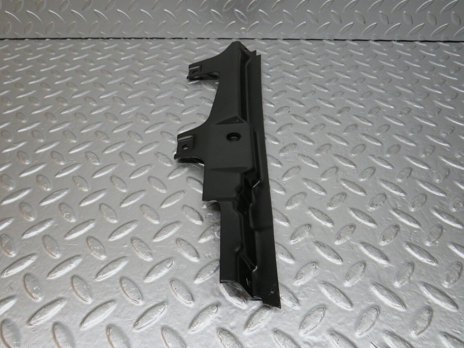 0808 Mercedes-Benz C107 350SLC Coupe Rear Right Inner Window Seal Holder Bracket