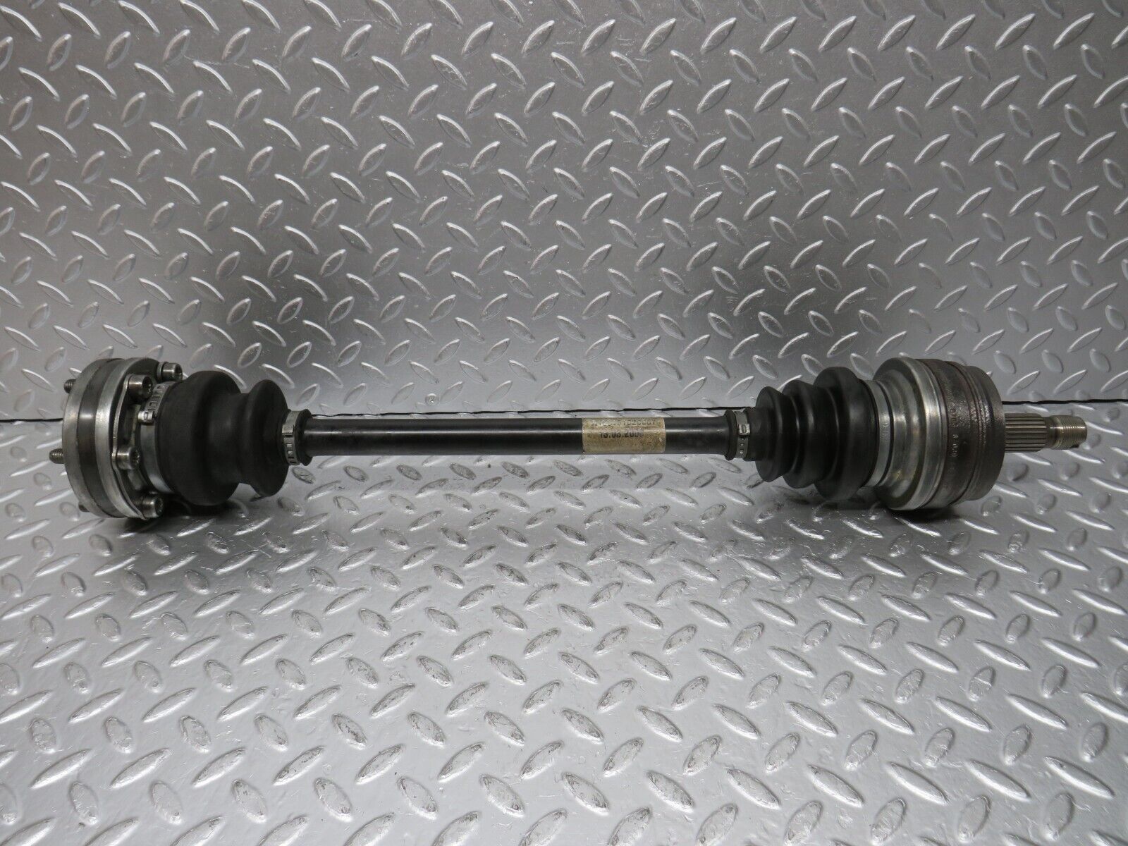 32674 Mercedes-Benz S124 300TE Wagon Axle Shaft Drive Shaft