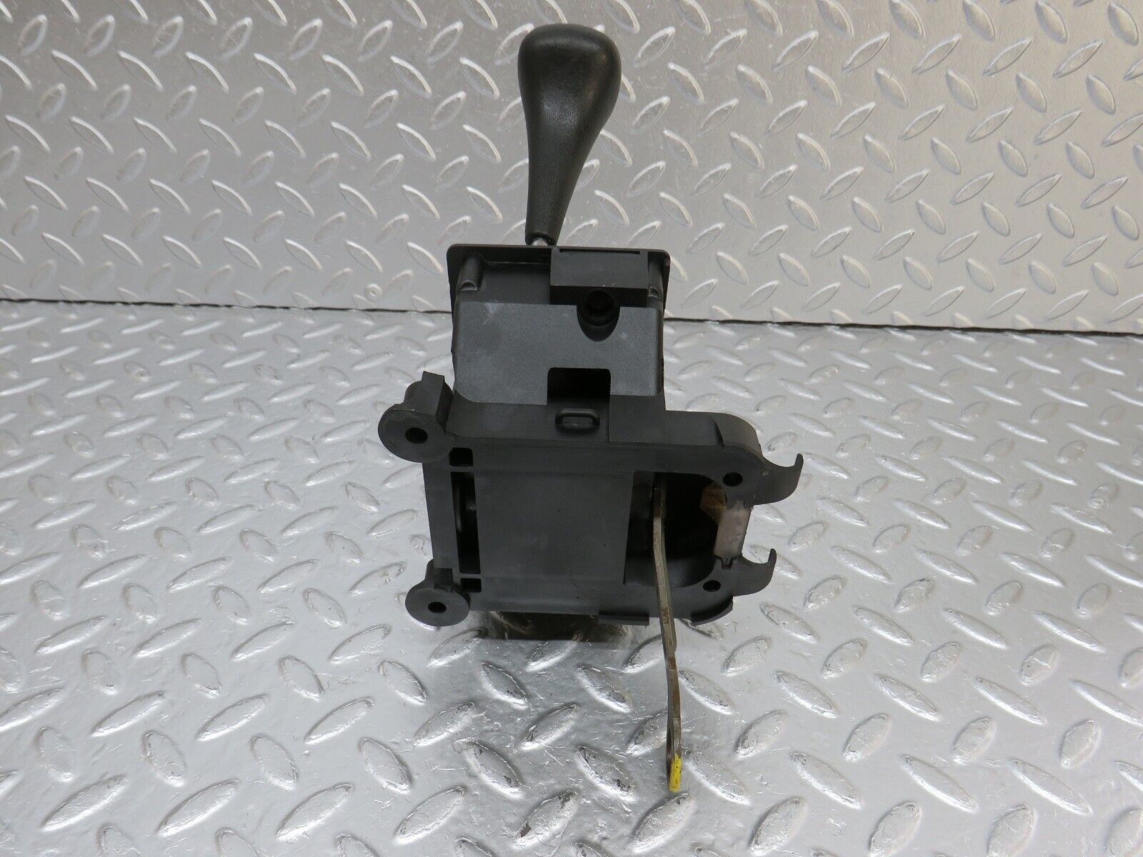 34161 Mercedes-Benz W124 260E Automatic Gear Shift Selector 2012670905