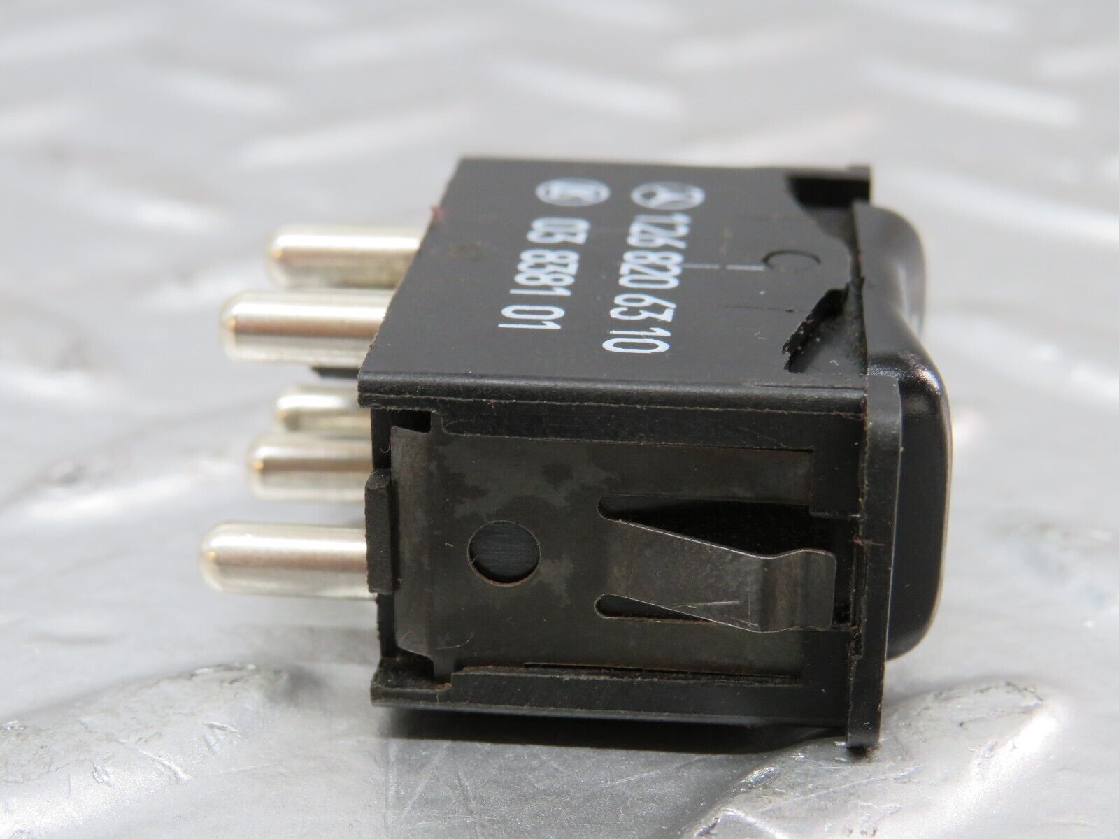 25346 Mercedes-Benz W201 190D Rear Electric Window Switch 1268206310