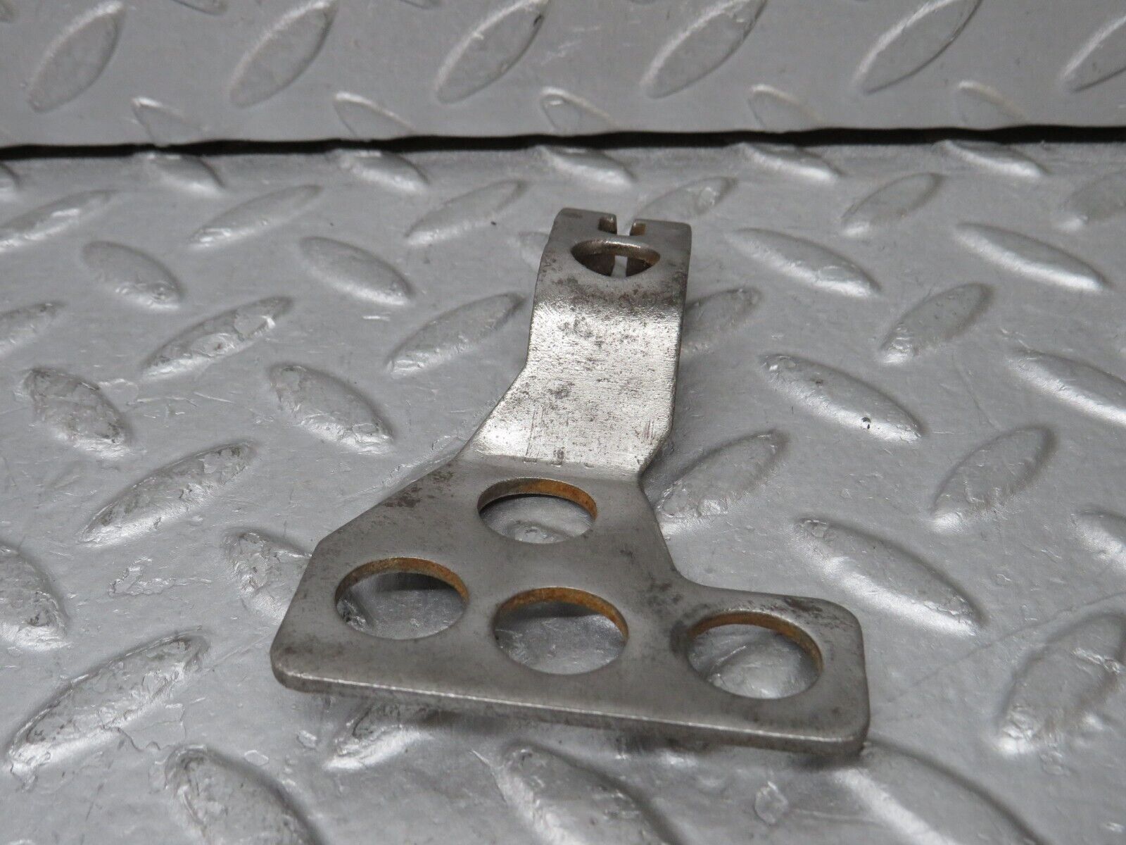 37664 Mercedes-Benz W109 300SEL Automatic Gearbox Linkage