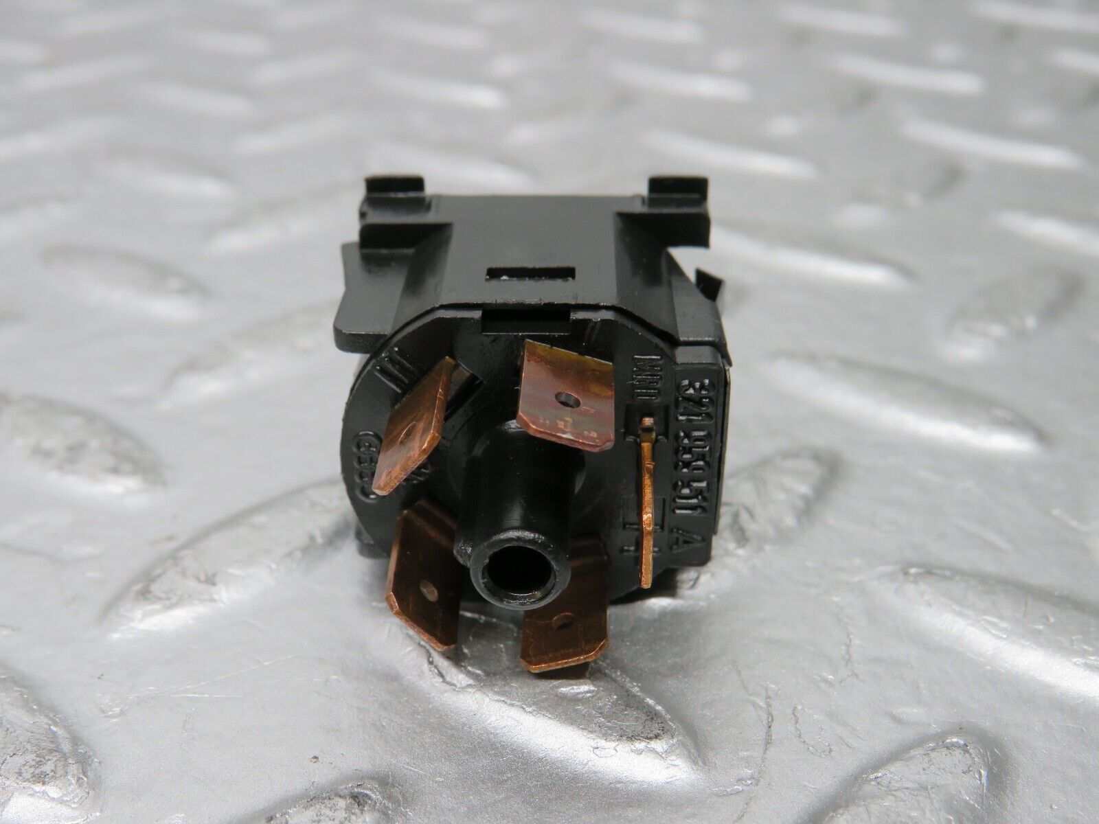 30044 Porsche 924 Ignition Distributor Vacuum Control Valve Bosch