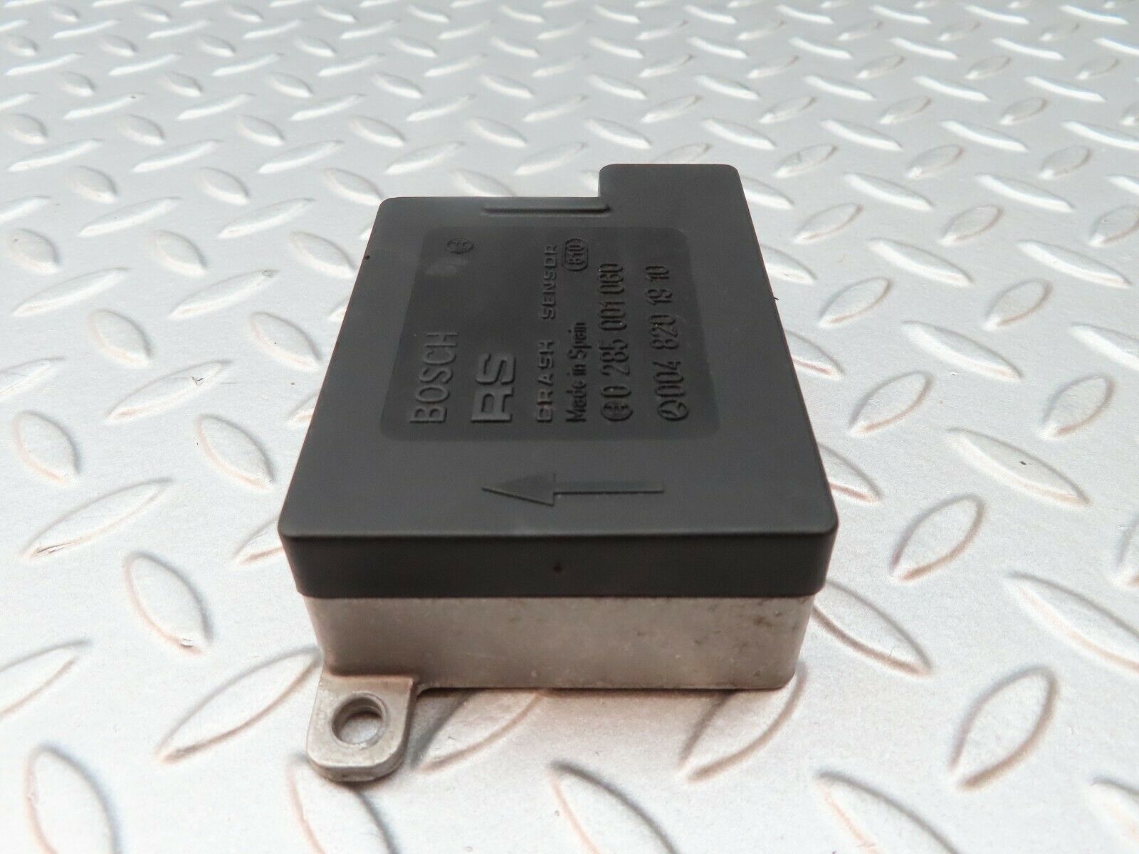 5379 Mercedes-Benz W124 230E Airbag Crash Sensor ECU 0048201910