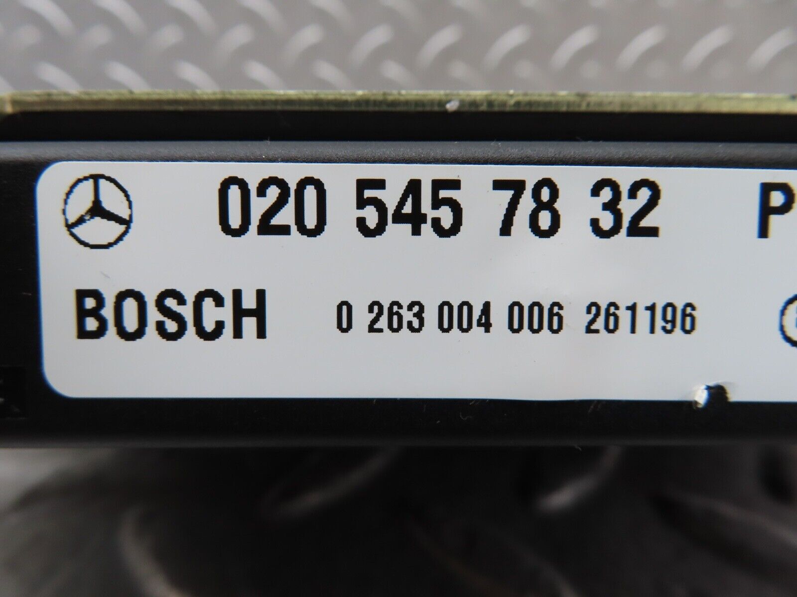 19440 Mercedes-Benz C140 CL420 Coupe Parking Sensor Control Unit 0205457832