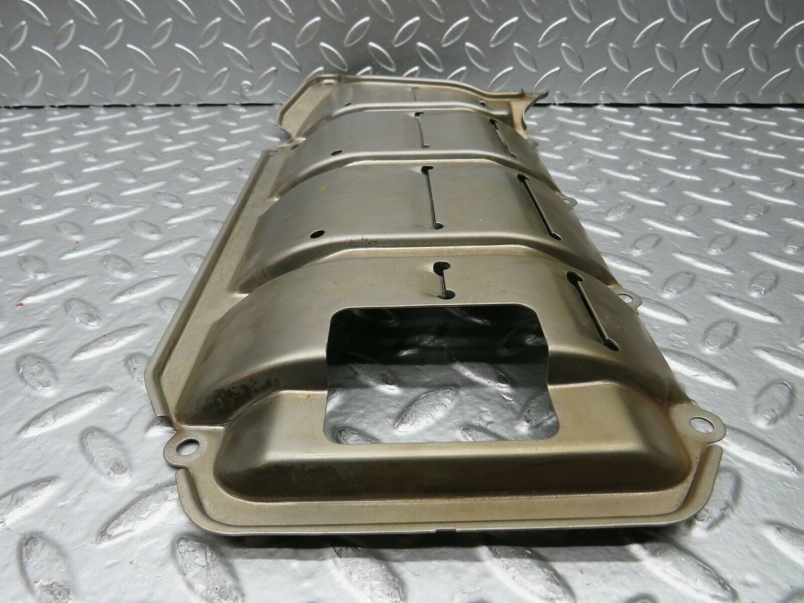 22505 Mercedes-Benz C124 E220 Coupe Baffle Plate 1110140066