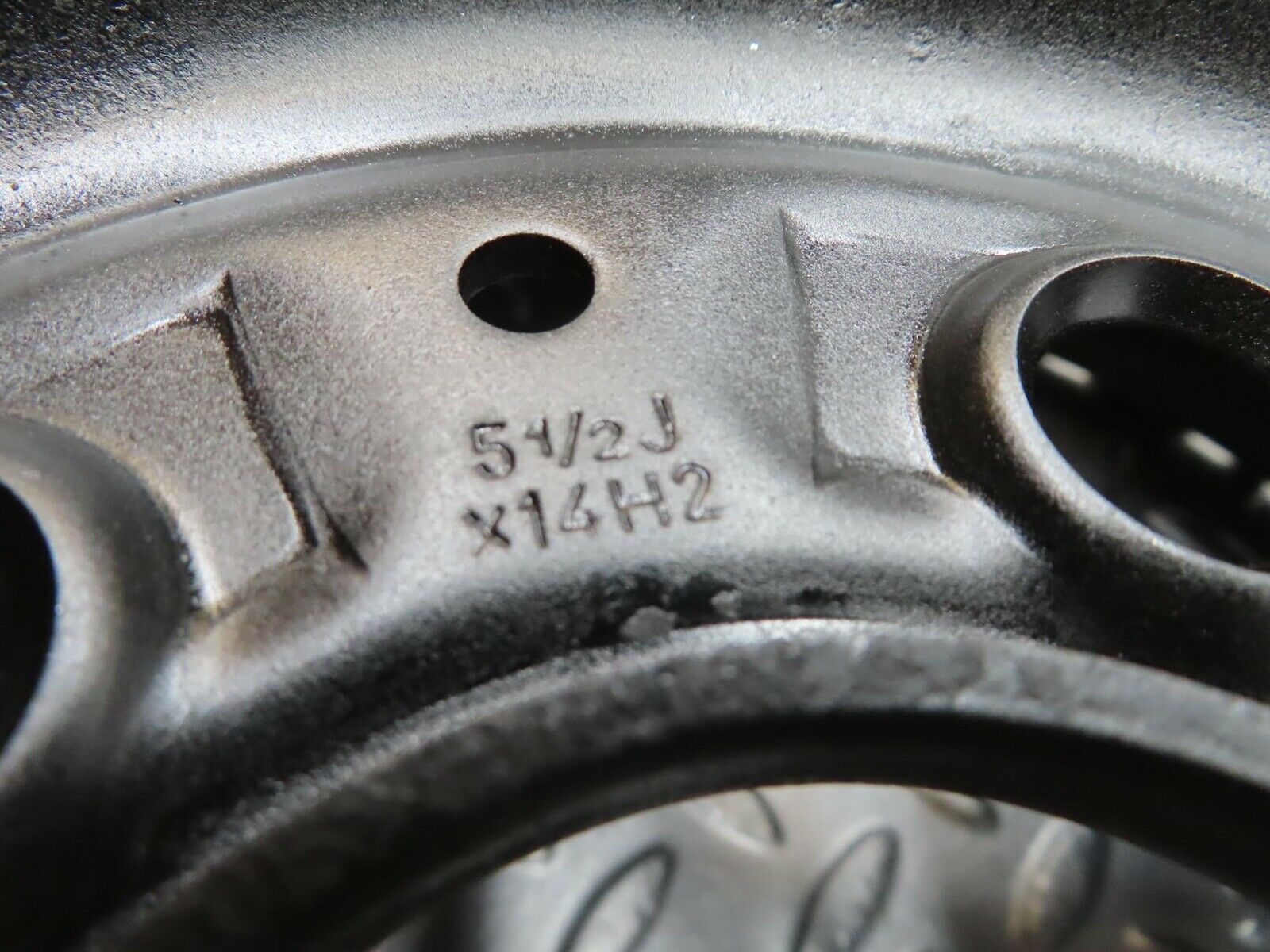 13237 Mercedes-Benz Steel Wheel 5.5Jx14H2 ET30 5x112 1234000302