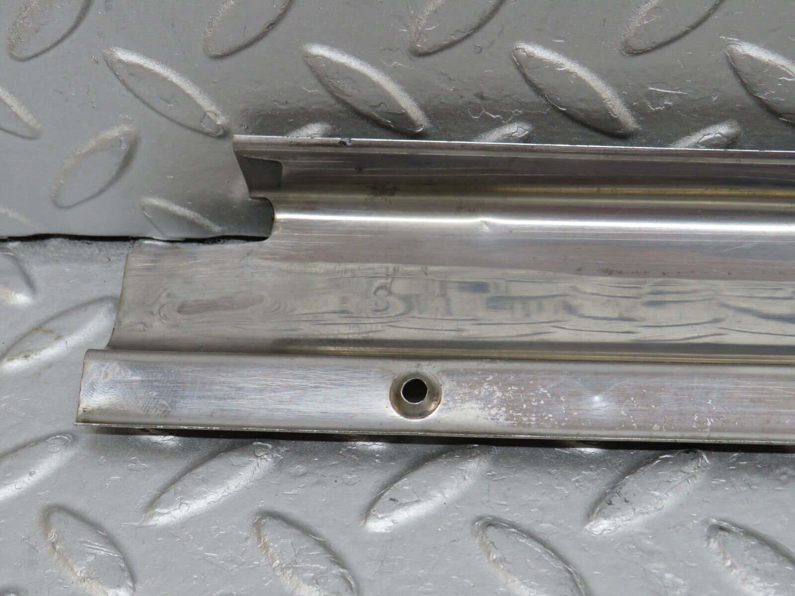 35764 Mercedes-Benz W108 Rear Right Door Sill Chrome