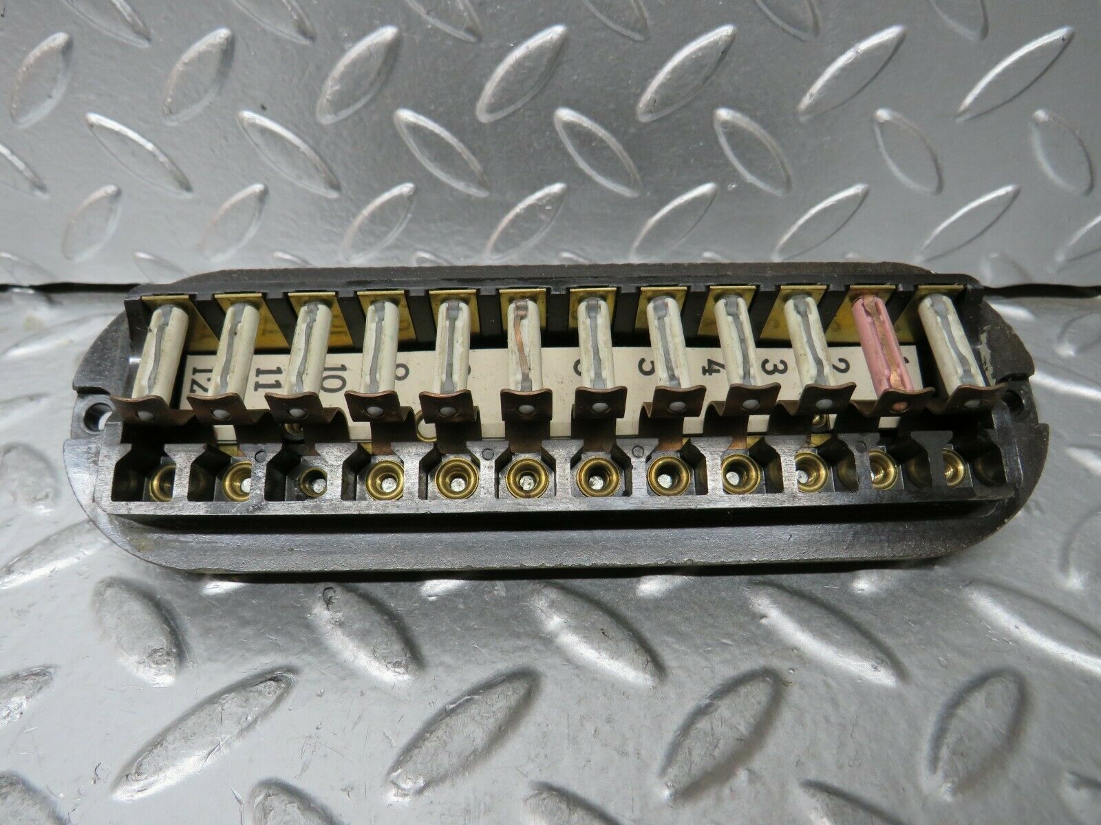 23522 Mercedes-Benz W114 280E Fuse Box 0005458701