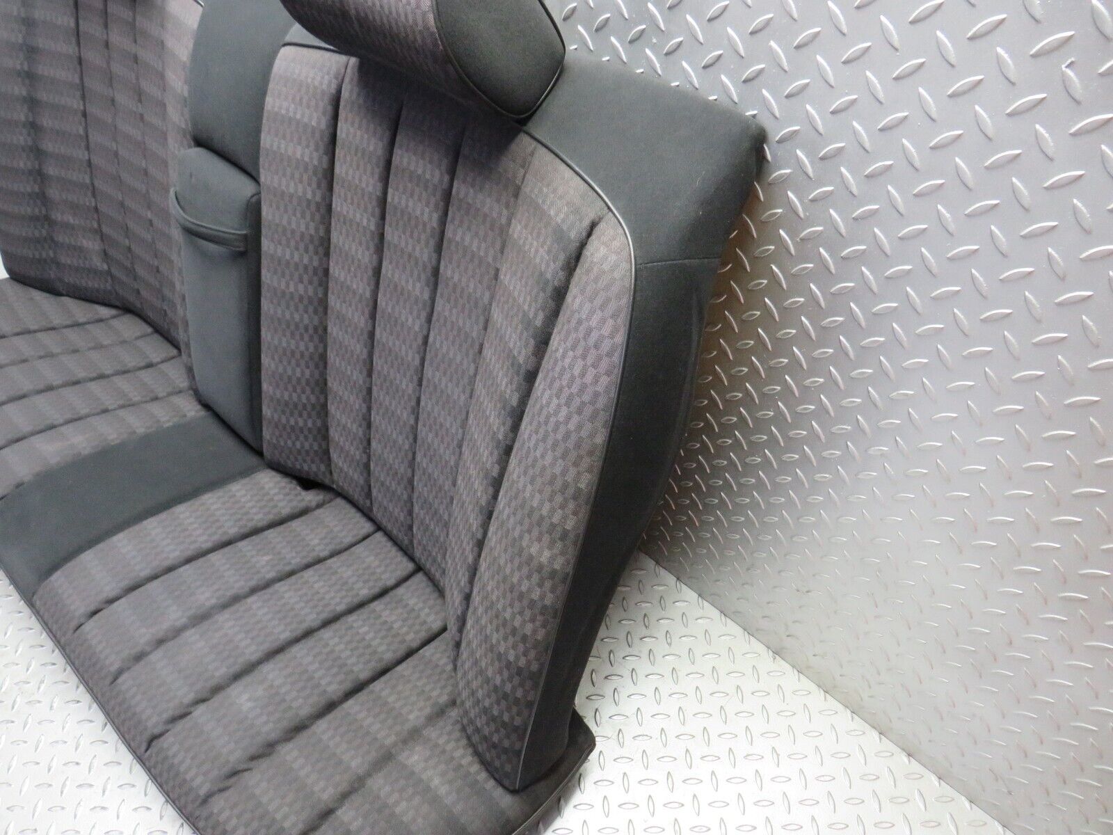 31552 Mercedes-Benz W201 190LE 1.8L Rear Seat Black 2019204130