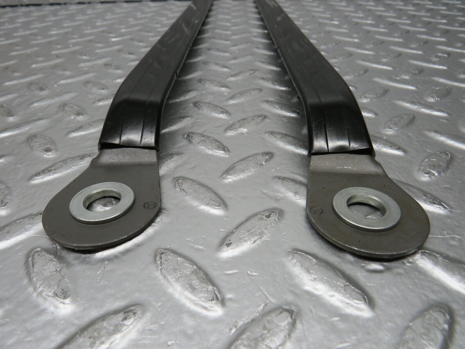 30884 Mercedes-Benz W201 190E 2.0L Seat Belt Runner Pair 2019190920