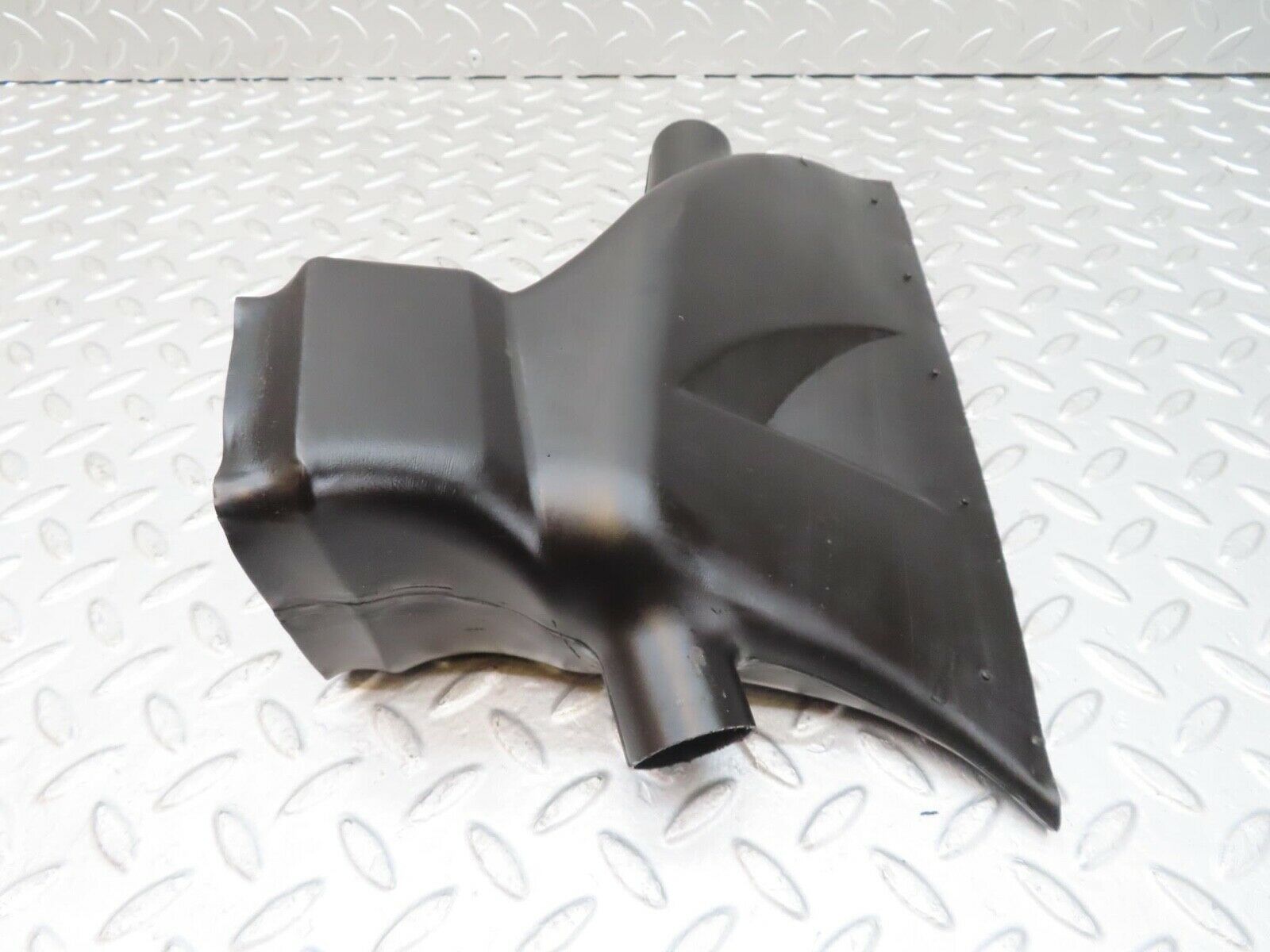 12391 Mercedes-Benz W108 280SE 3.5 Air Vent Duct Right Side